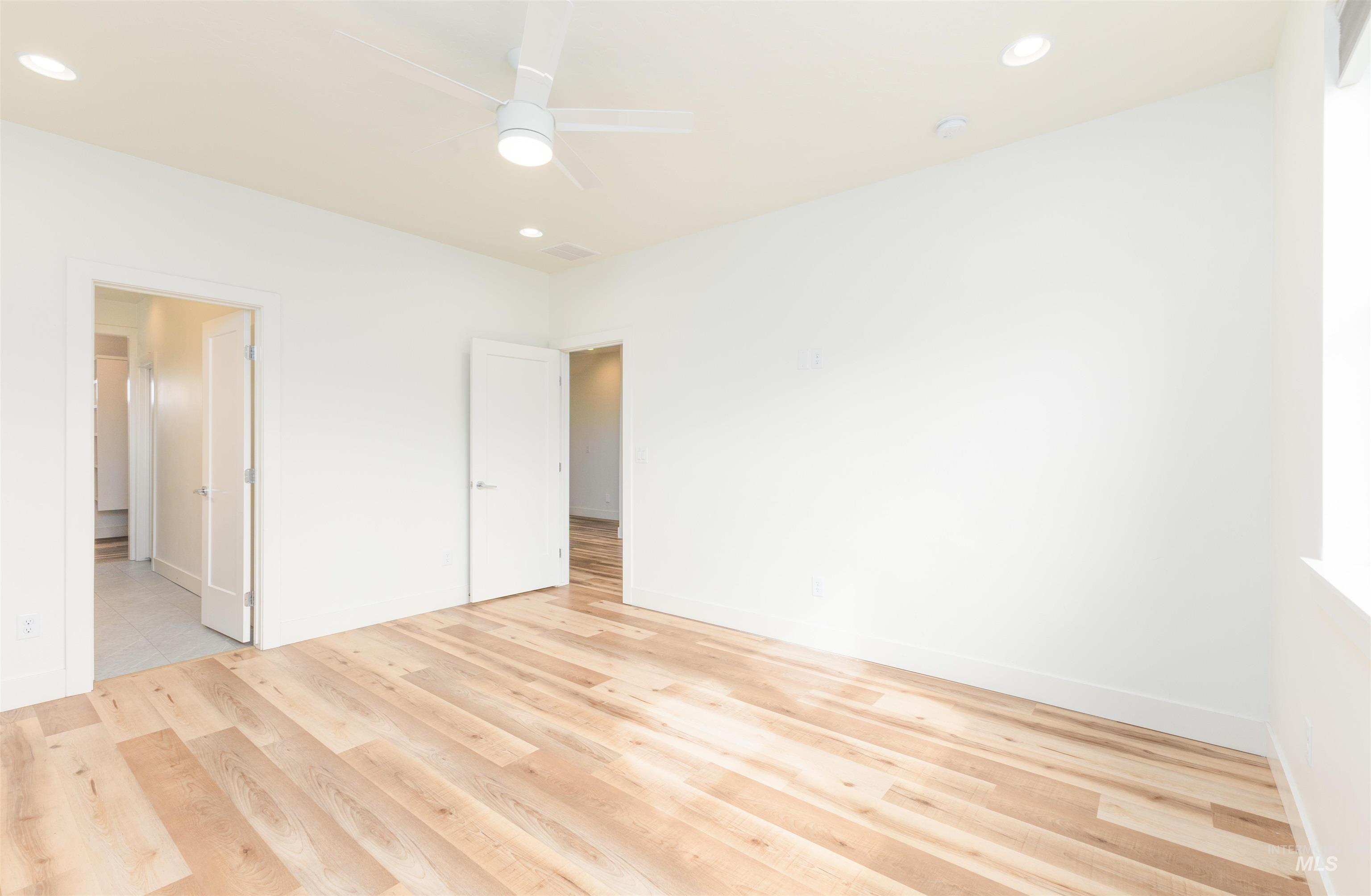 191 S Fuji Avenue Property Photo 16