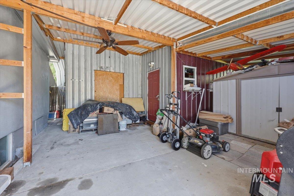 224 S Fern St Property Photo 29