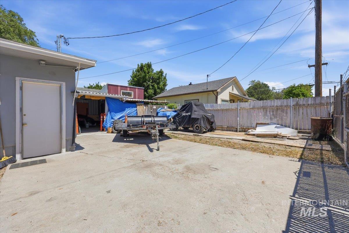 224 S Fern St Property Photo 31
