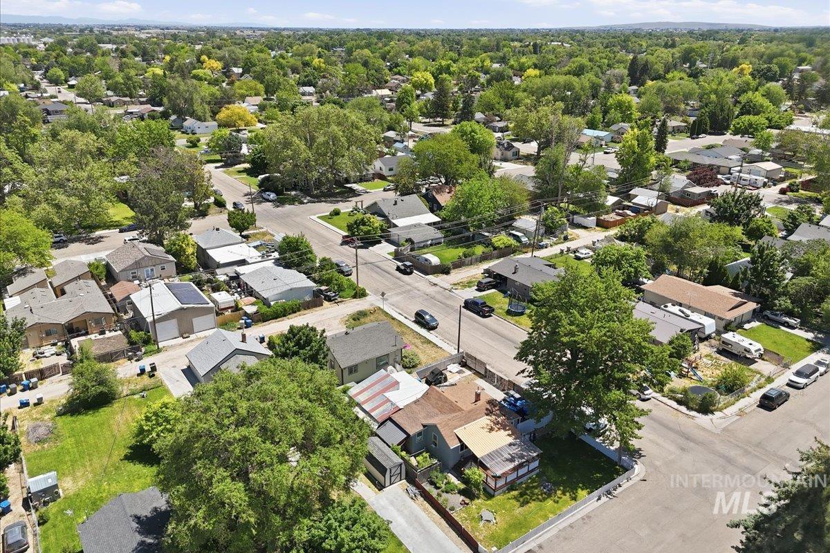 224 S Fern St Property Photo 34