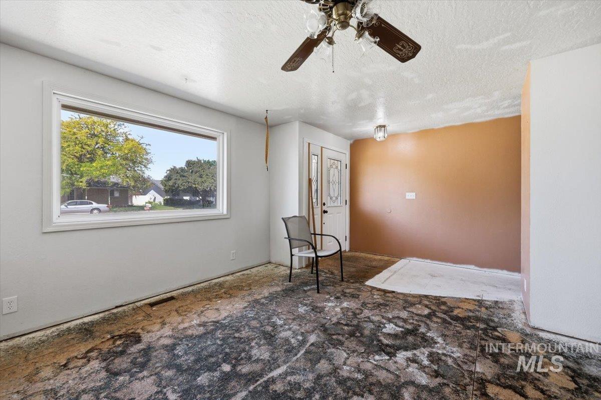 610 Nw 16th Street Property Photo 5