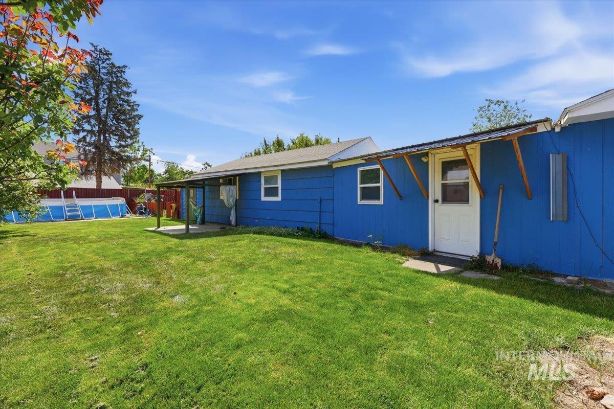 8 N Sunset St Property Photo 23