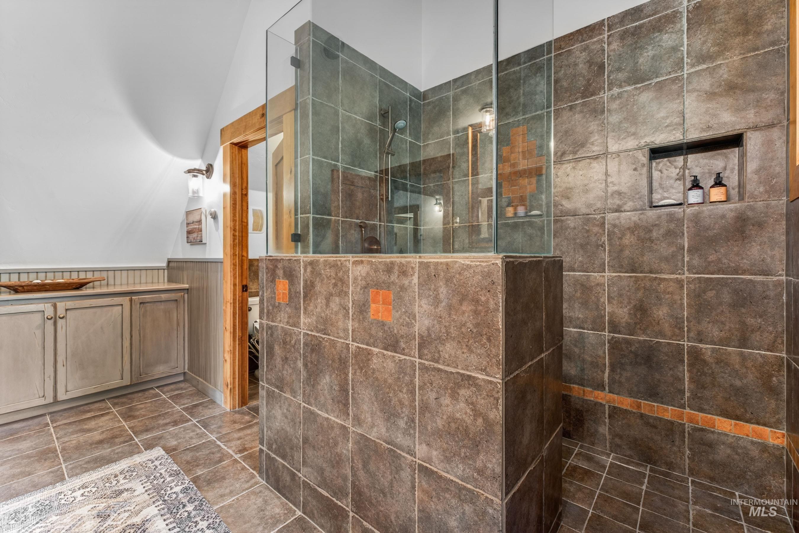 1642 Lakeridge Drive Property Photo 36