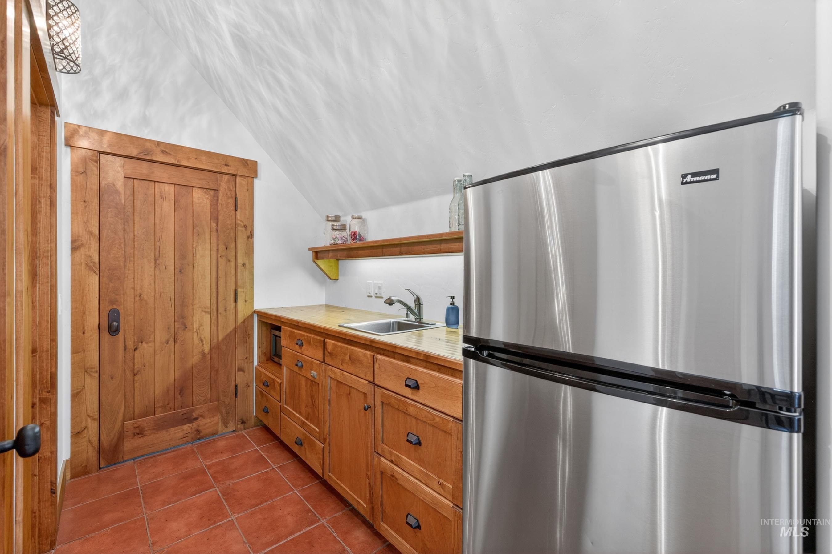 1642 Lakeridge Drive Property Photo 48