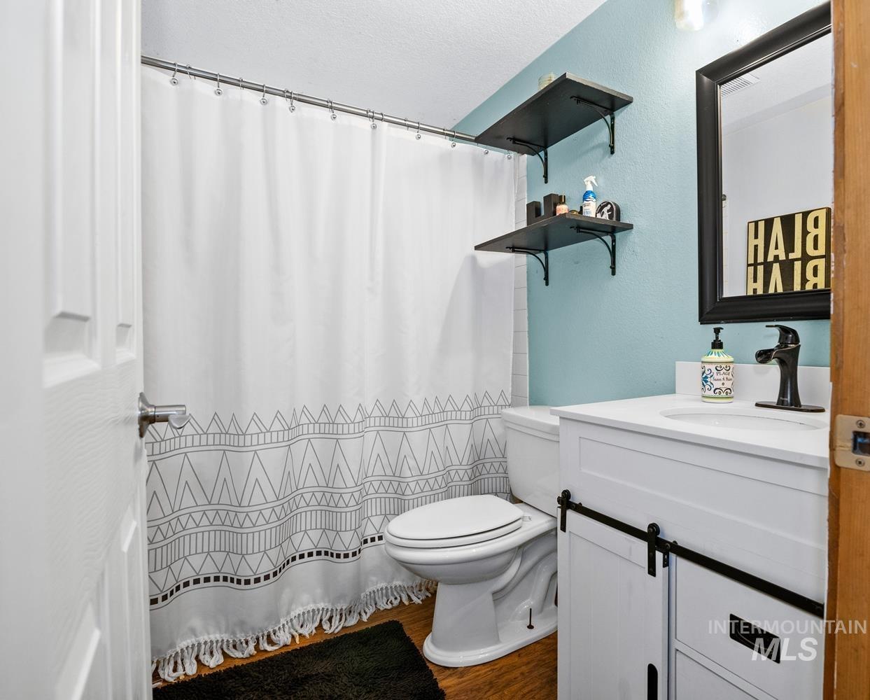907 Ann Street Property Photo 20