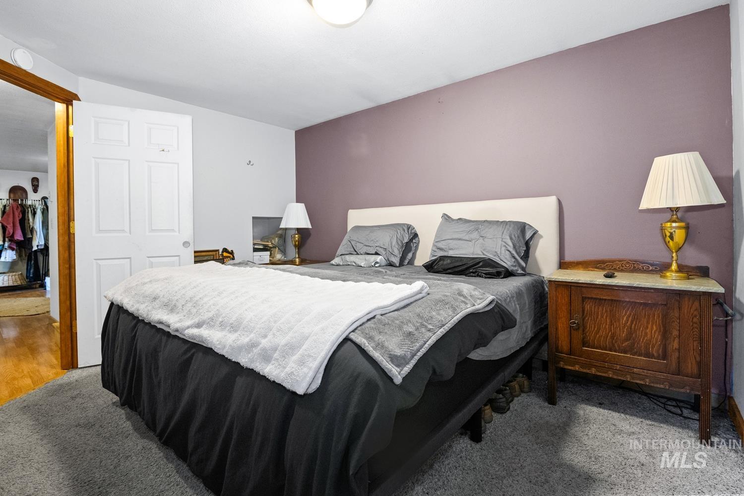 907 Ann Street Property Photo 26