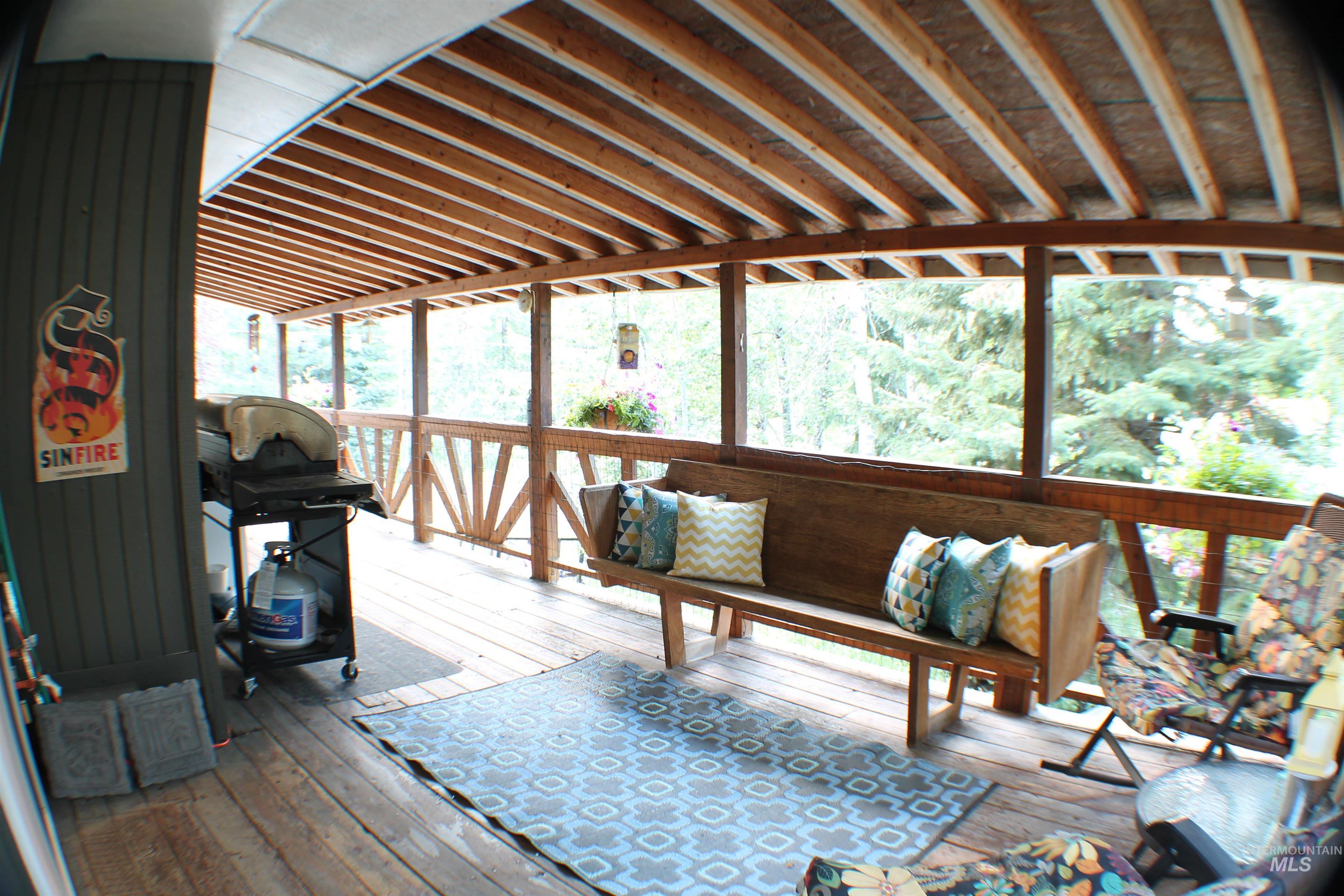 907 Ann Street Property Photo 42