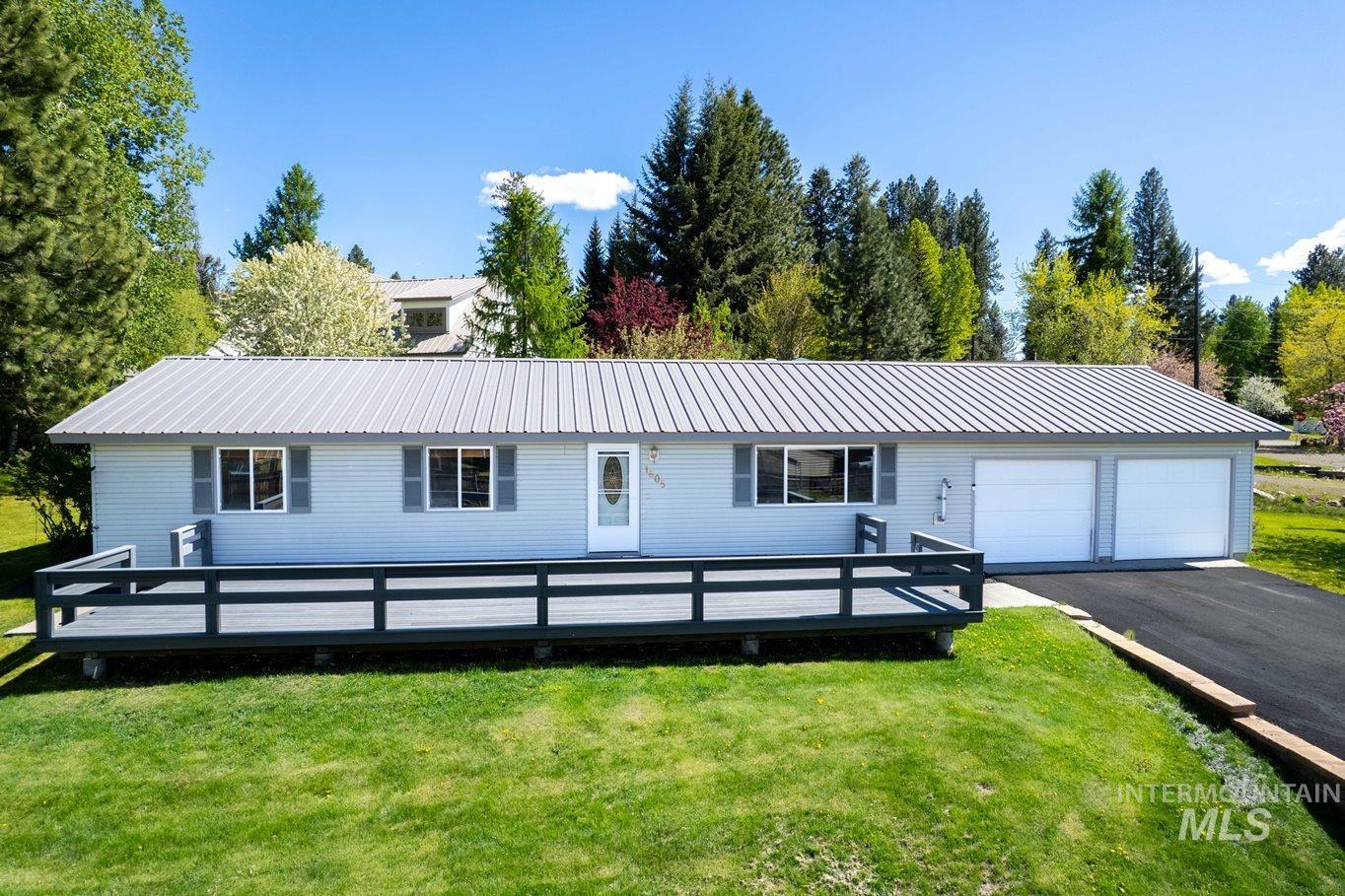 1605 Lawrence Drive Property Photo 1