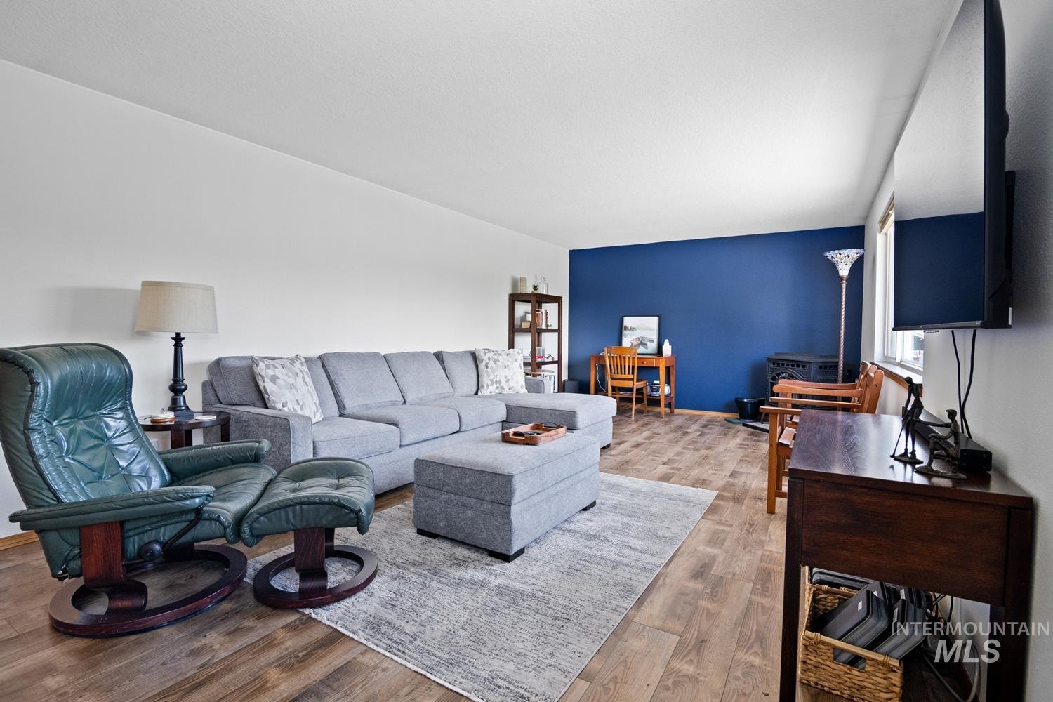 1605 Lawrence Drive Property Photo 15