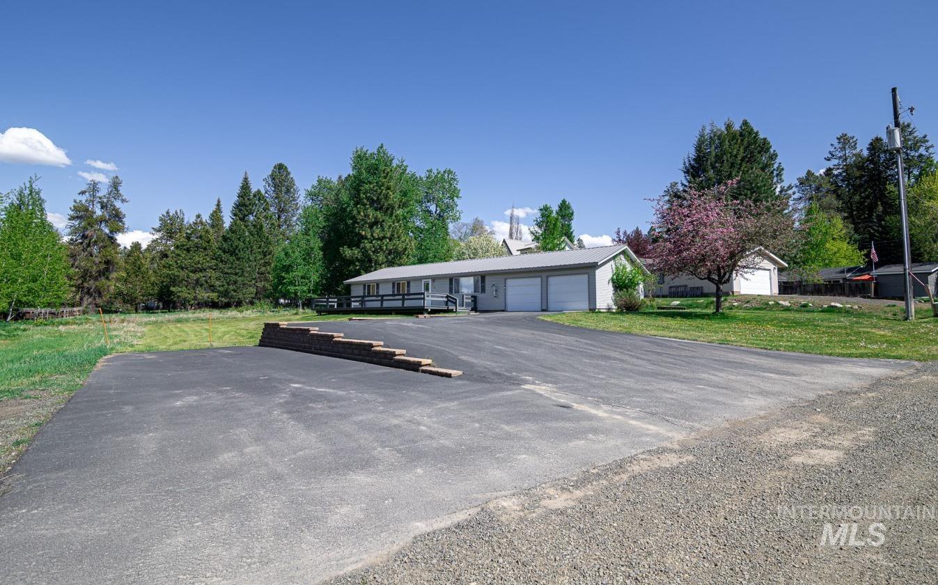 1605 Lawrence Drive Property Photo 34