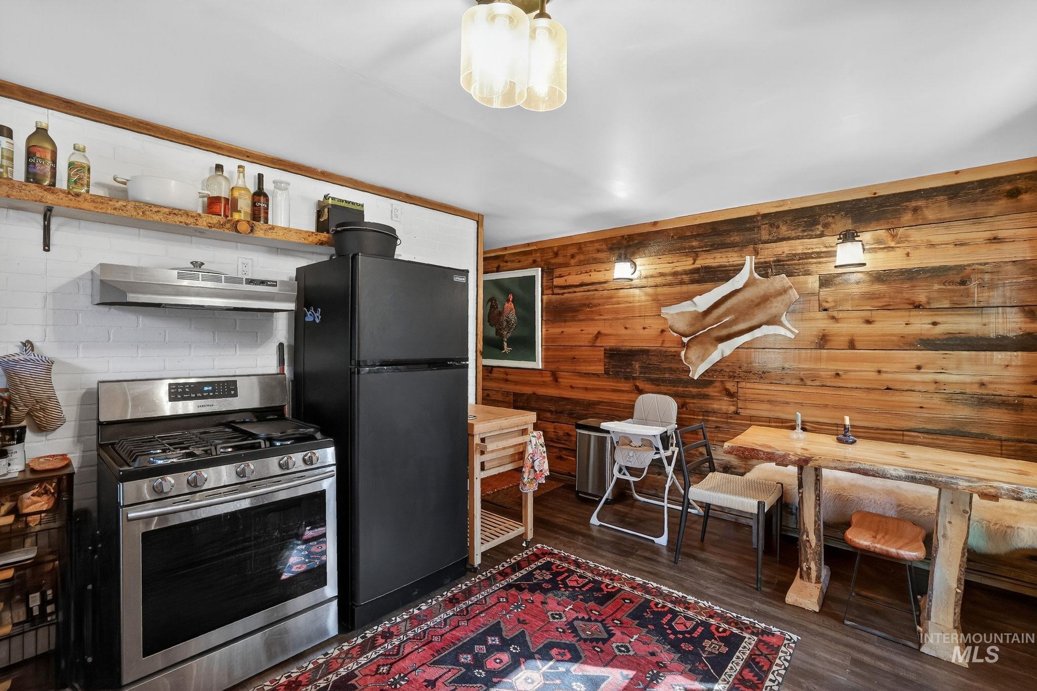 321 Secesh River Road Property Photo 4