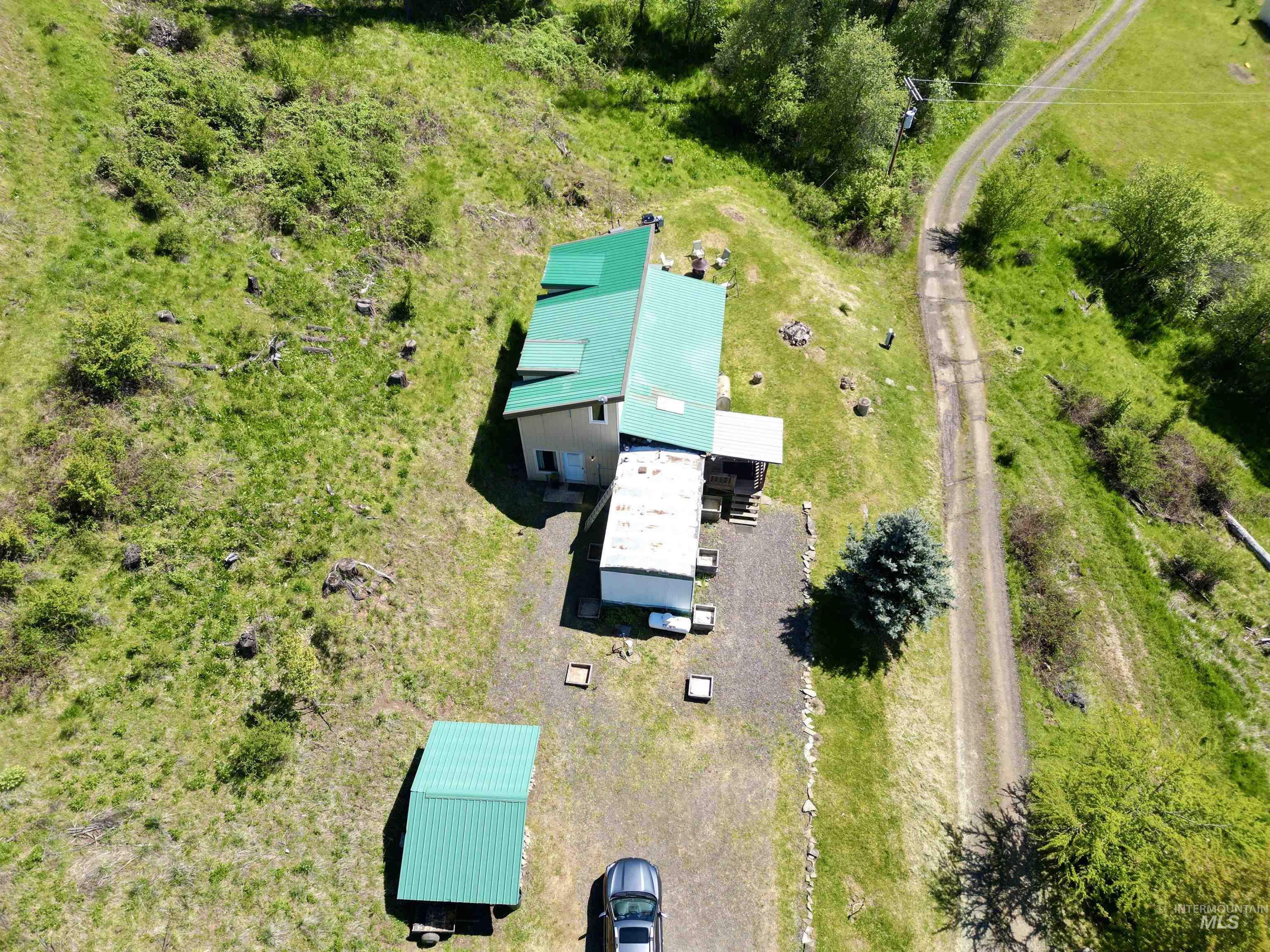 624 Clear Creek Road Property Photo 6