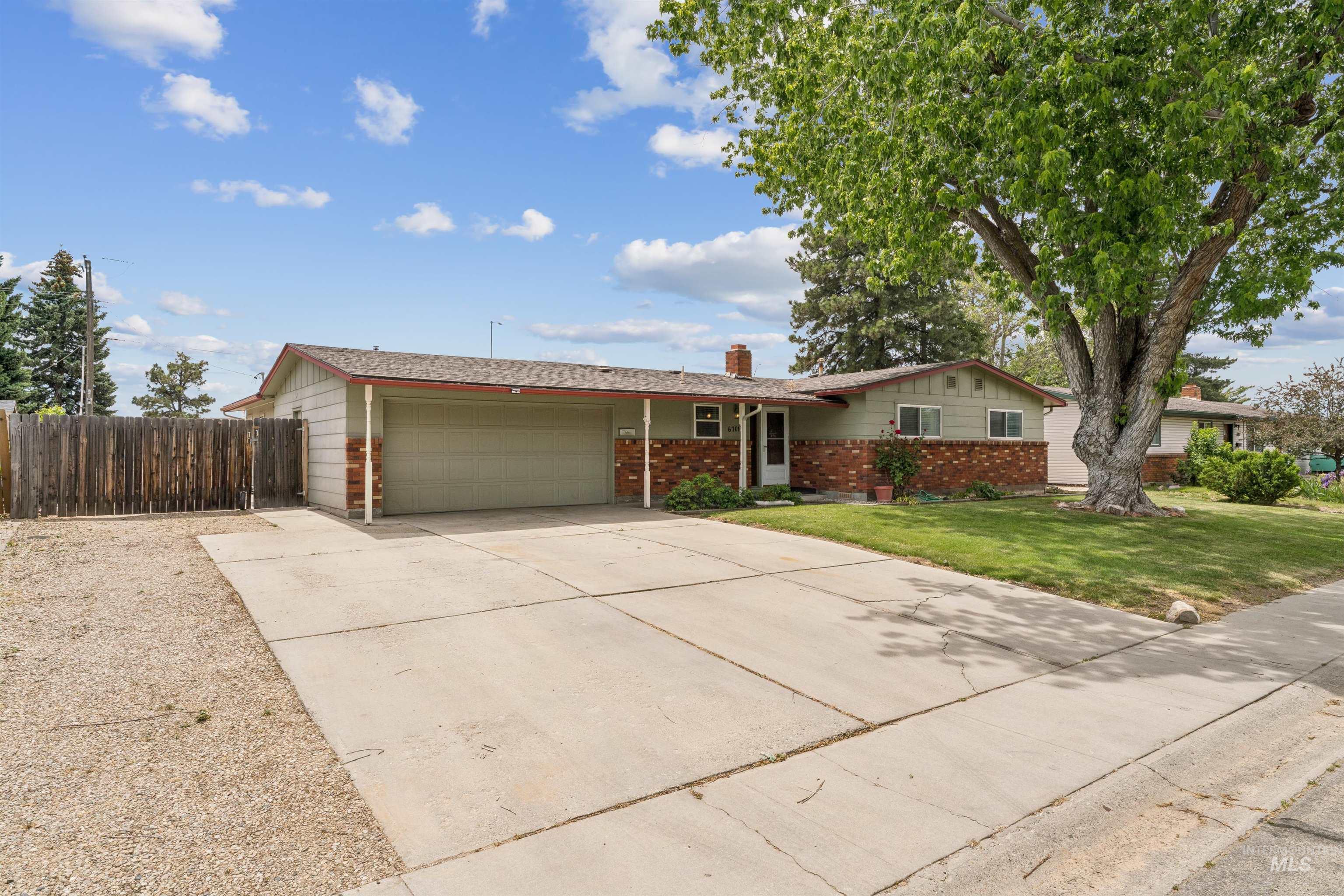6701 W Grunder Property Photo 3