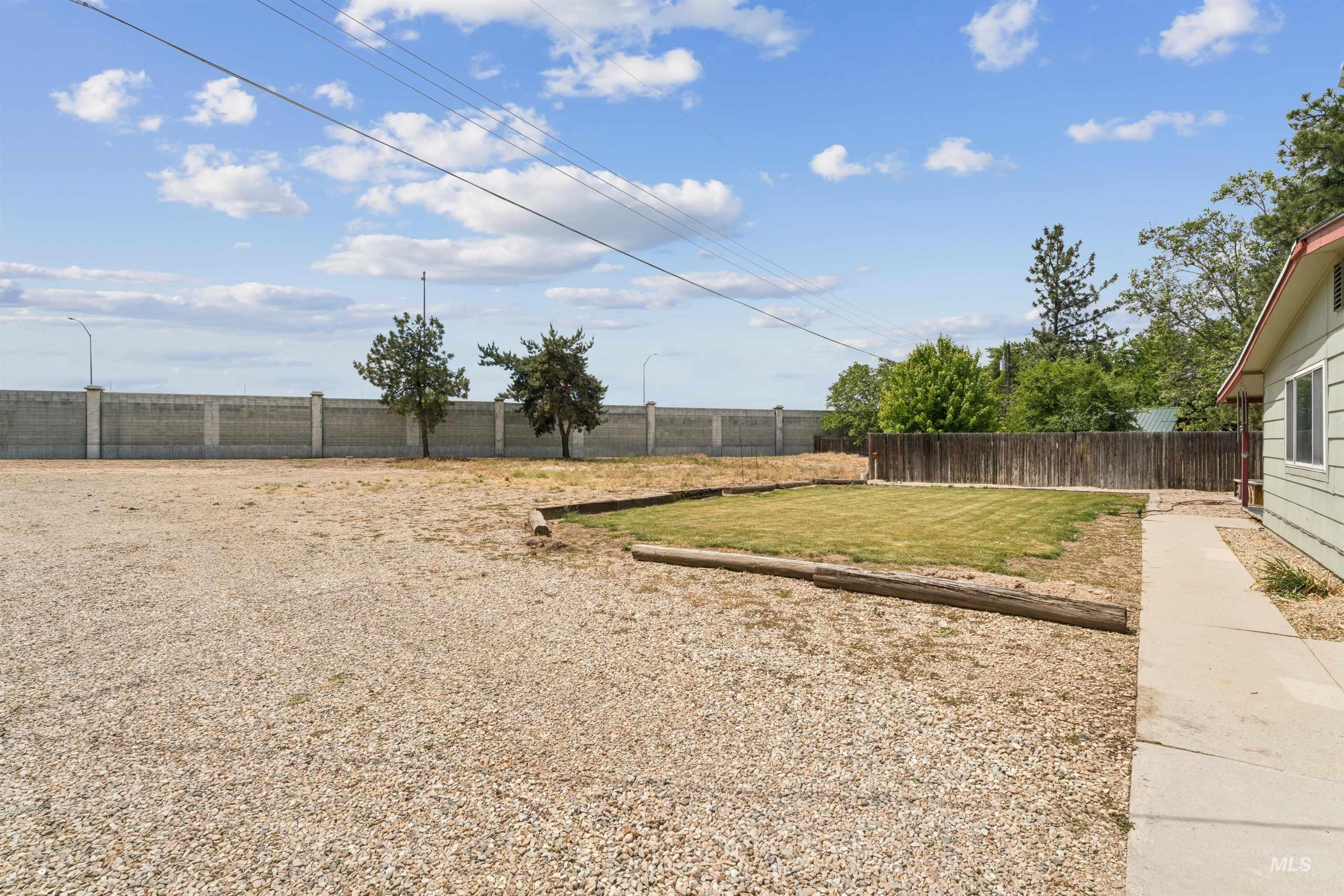6701 W Grunder Property Photo 44