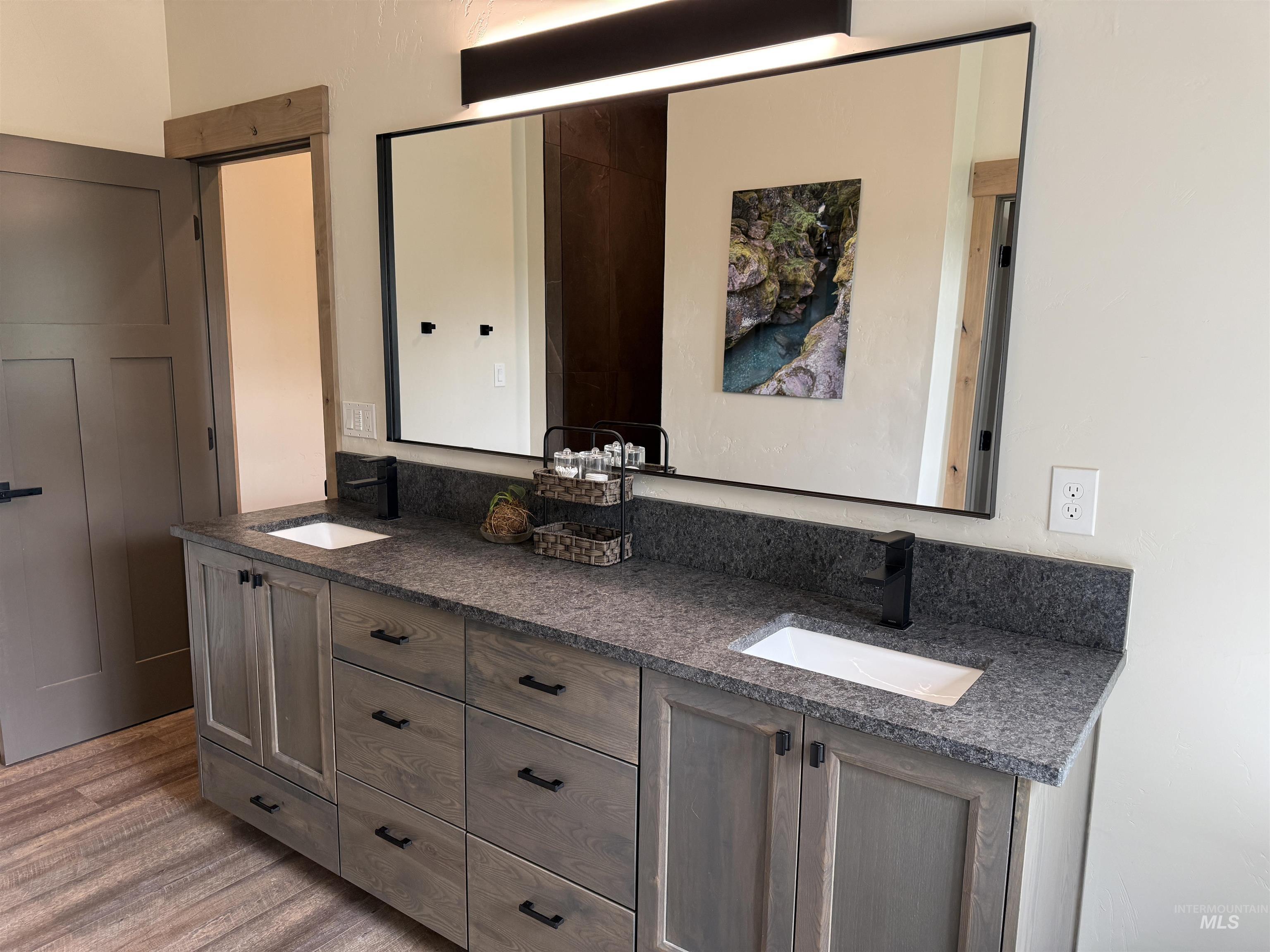 13903 Sky View Court Property Photo 19