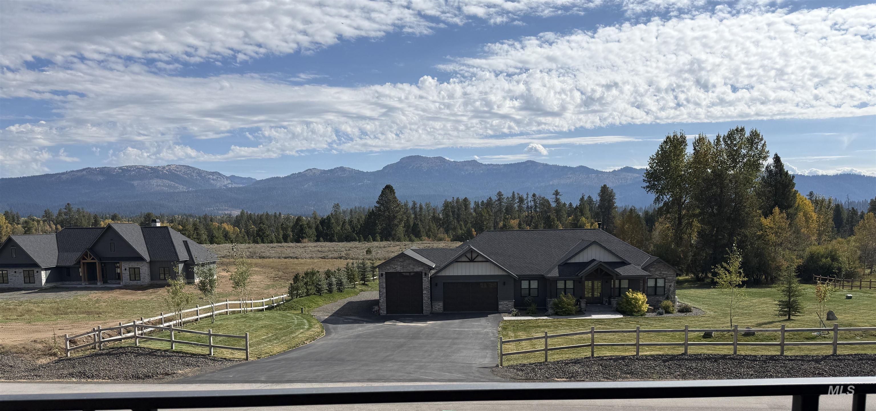 13903 Sky View Court Property Photo 31