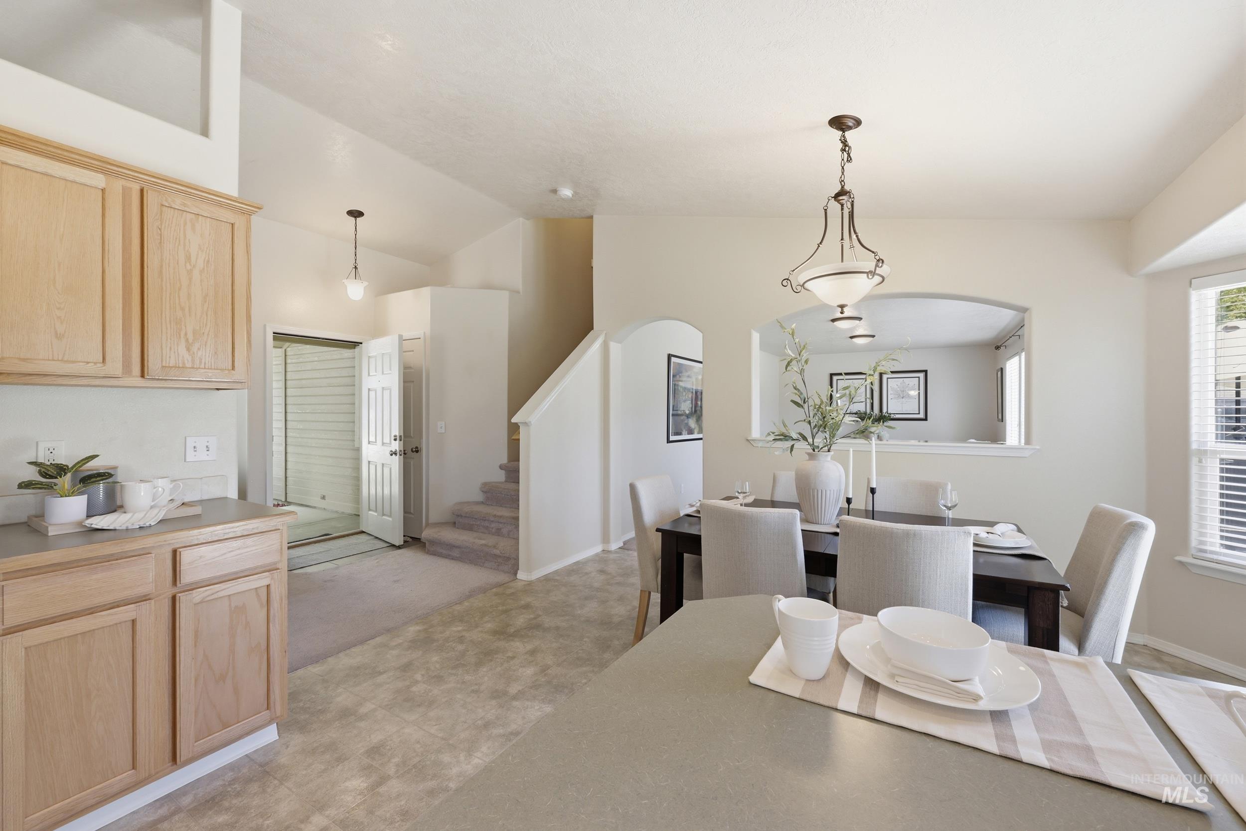 6555 S Moon Pl. Property Photo 18