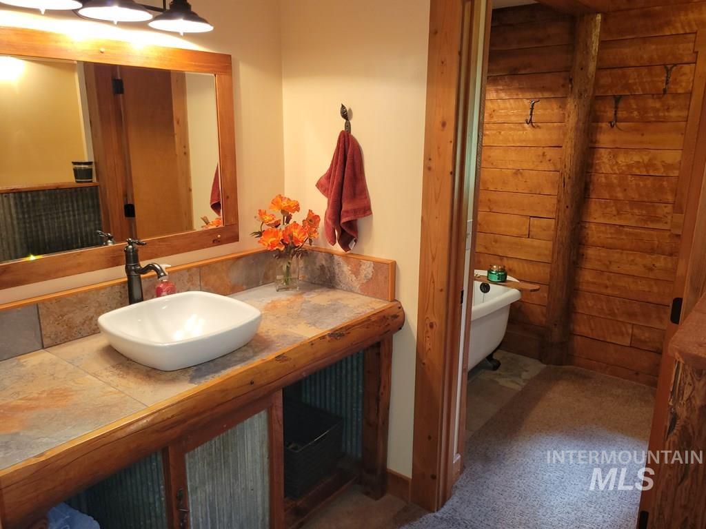 10534 Hwy 55 Property Photo 24