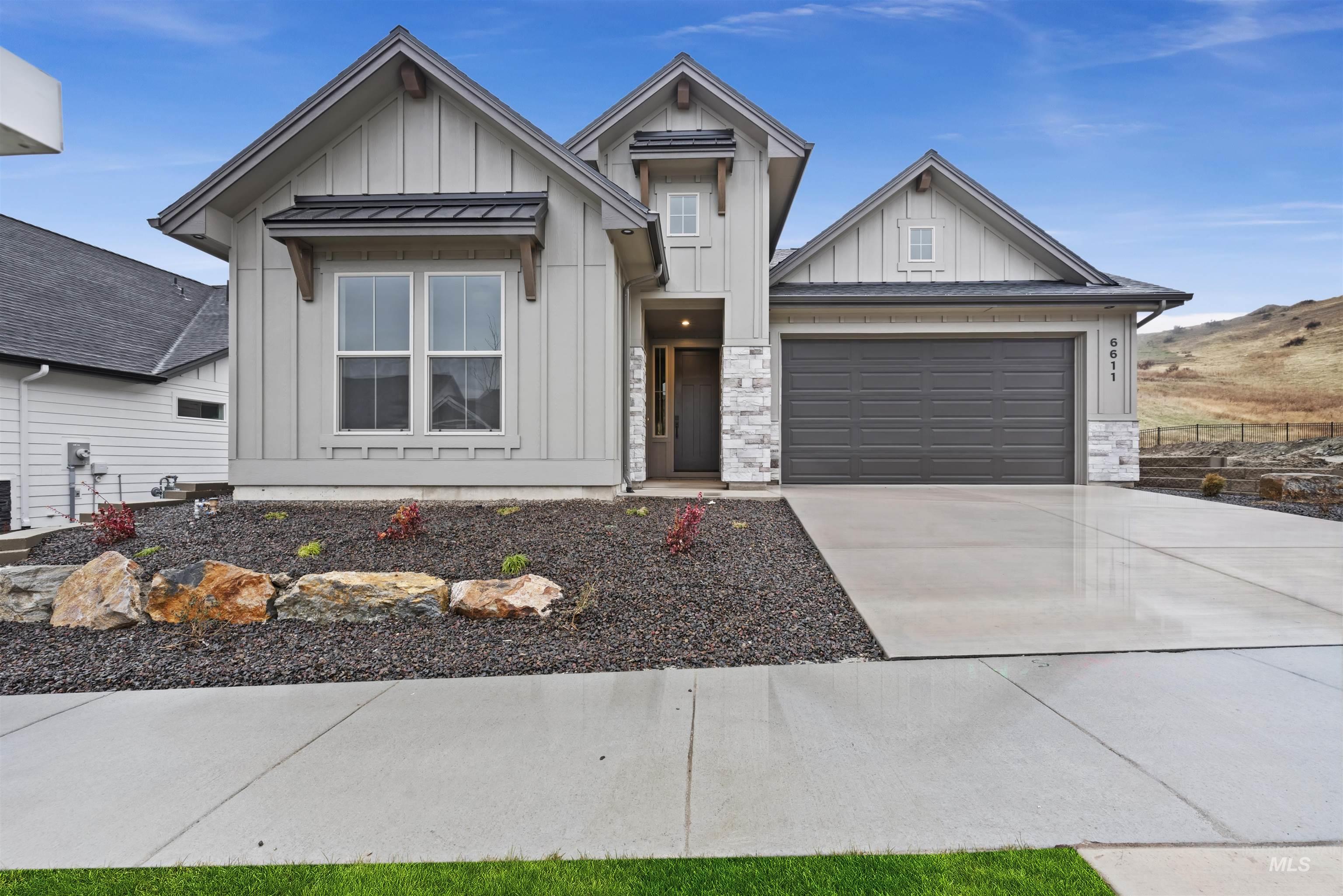 6639 W Sollas Dr. Property Photo 1