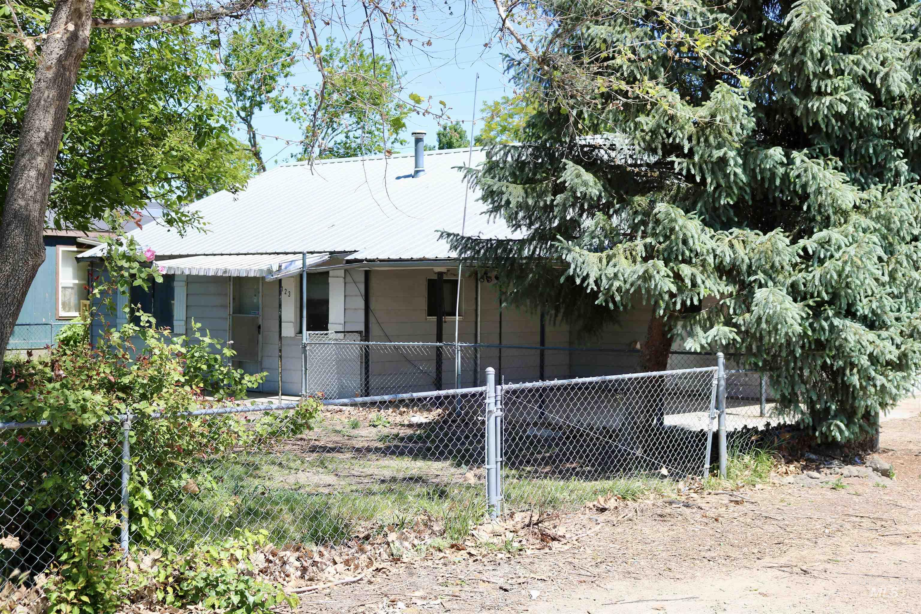 123 Ithaca Property Photo 3