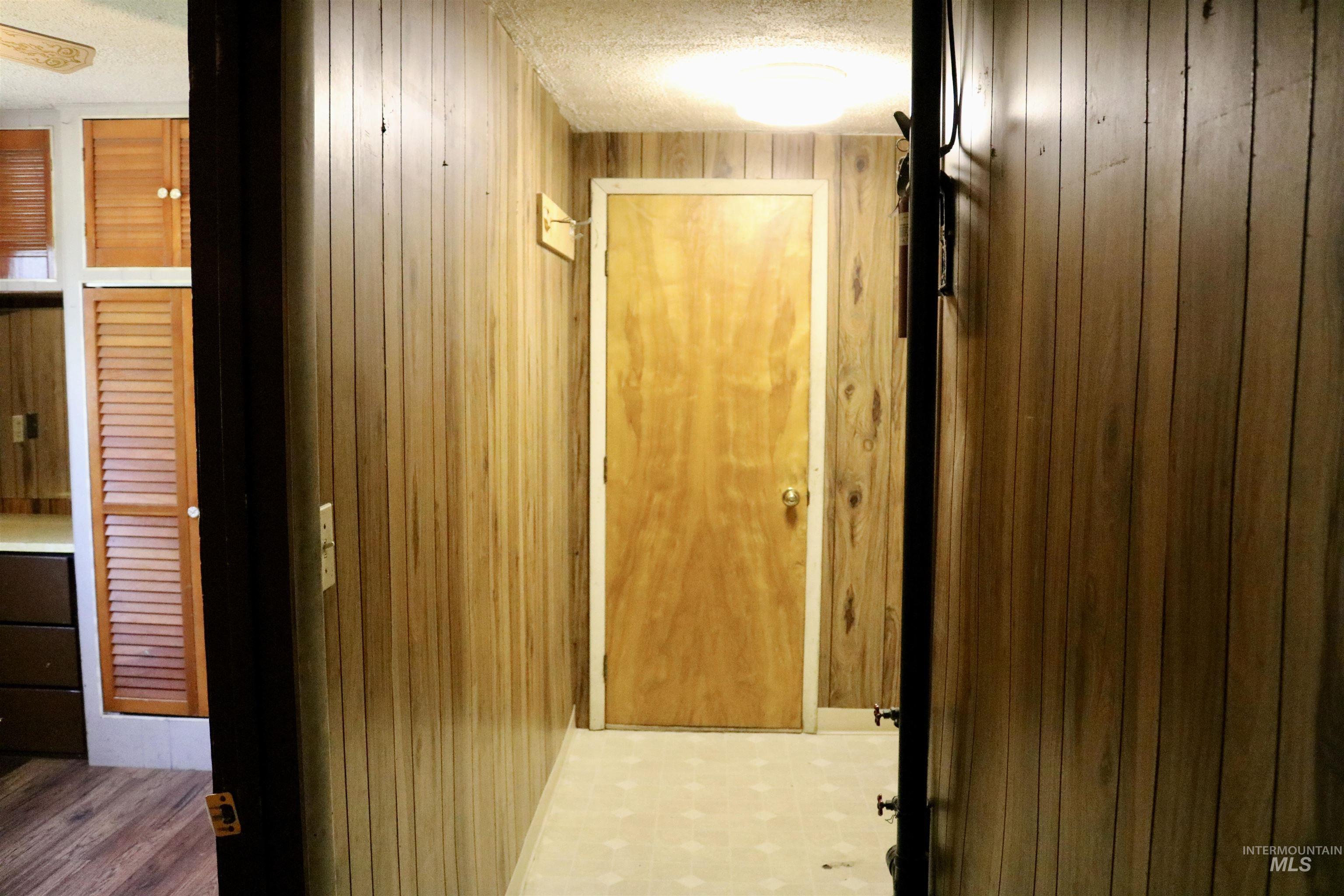 123 Ithaca Property Photo 12
