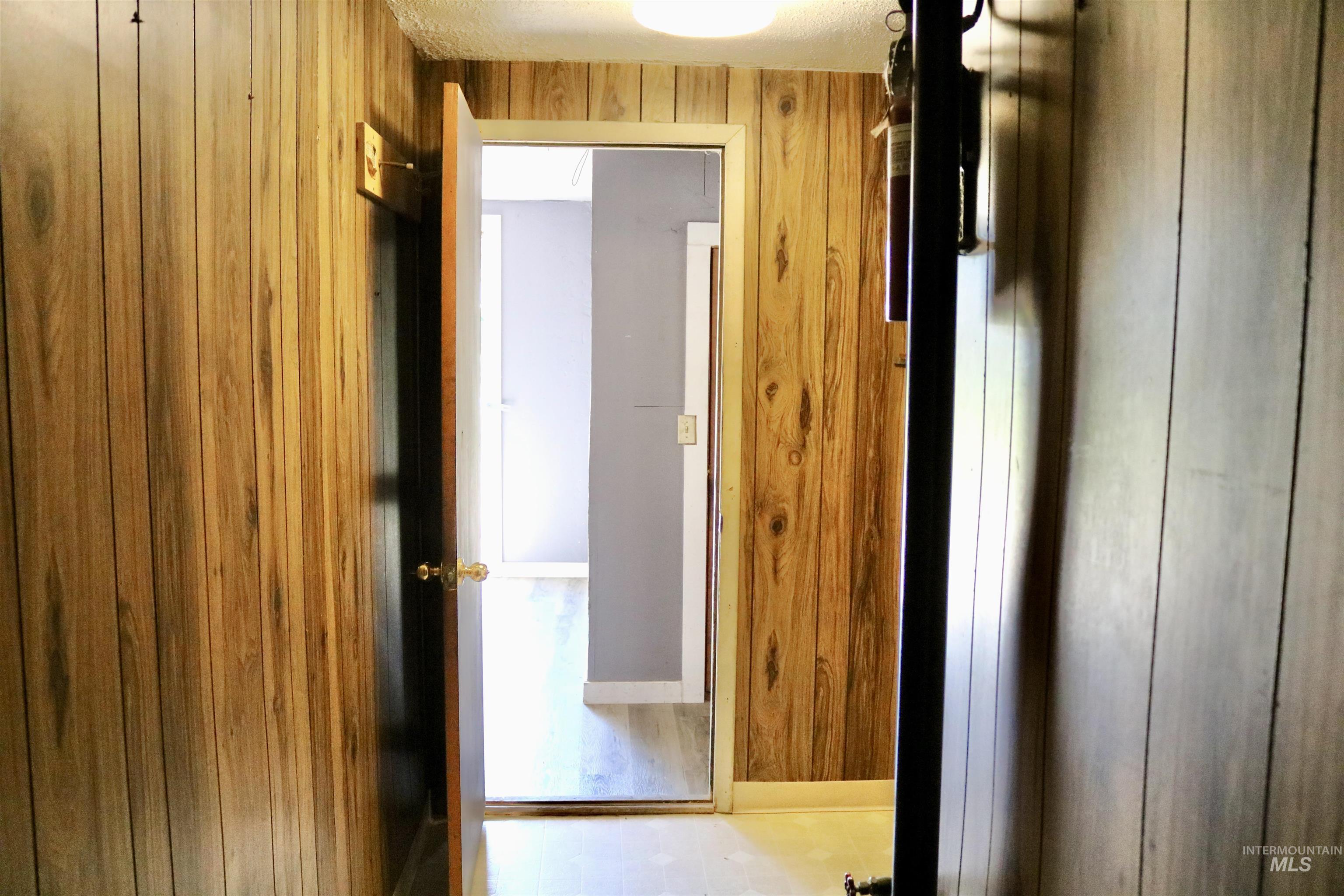 123 Ithaca Property Photo 16
