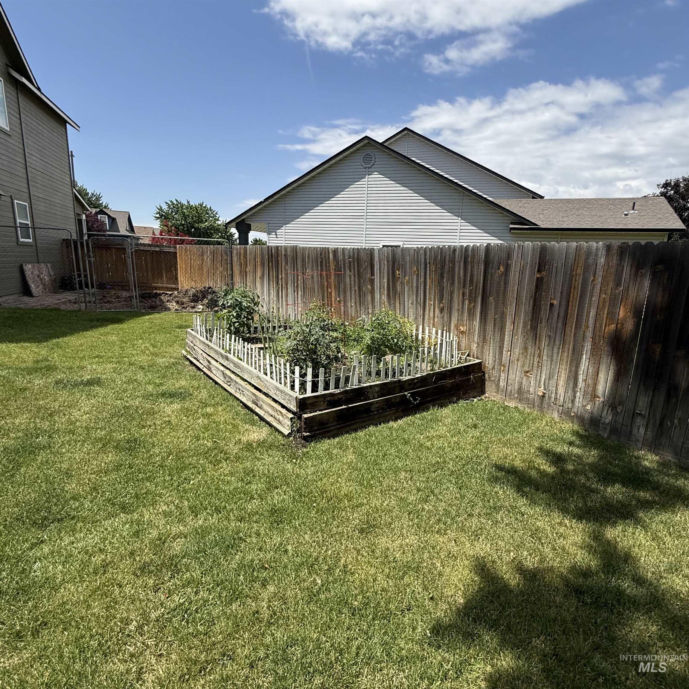9654 W Carolina Drive Property Photo 40
