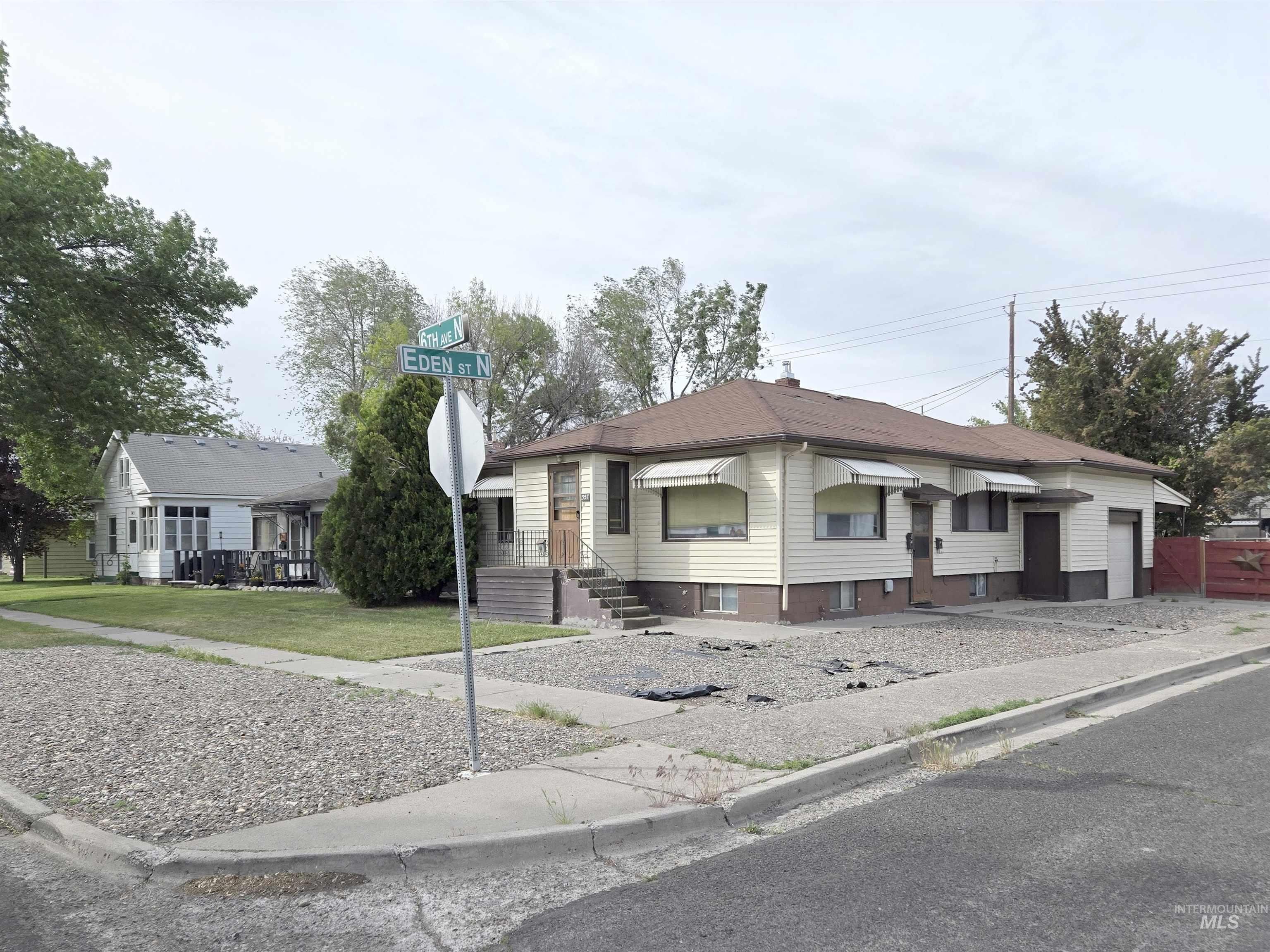 357 6th Ave. N. Property Photo 23