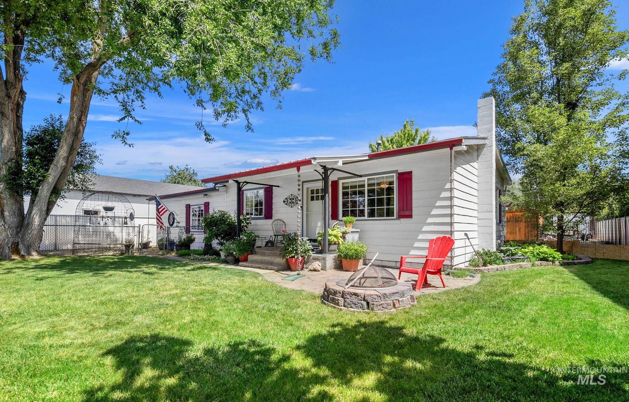 2152 E State Street Property Photo 6