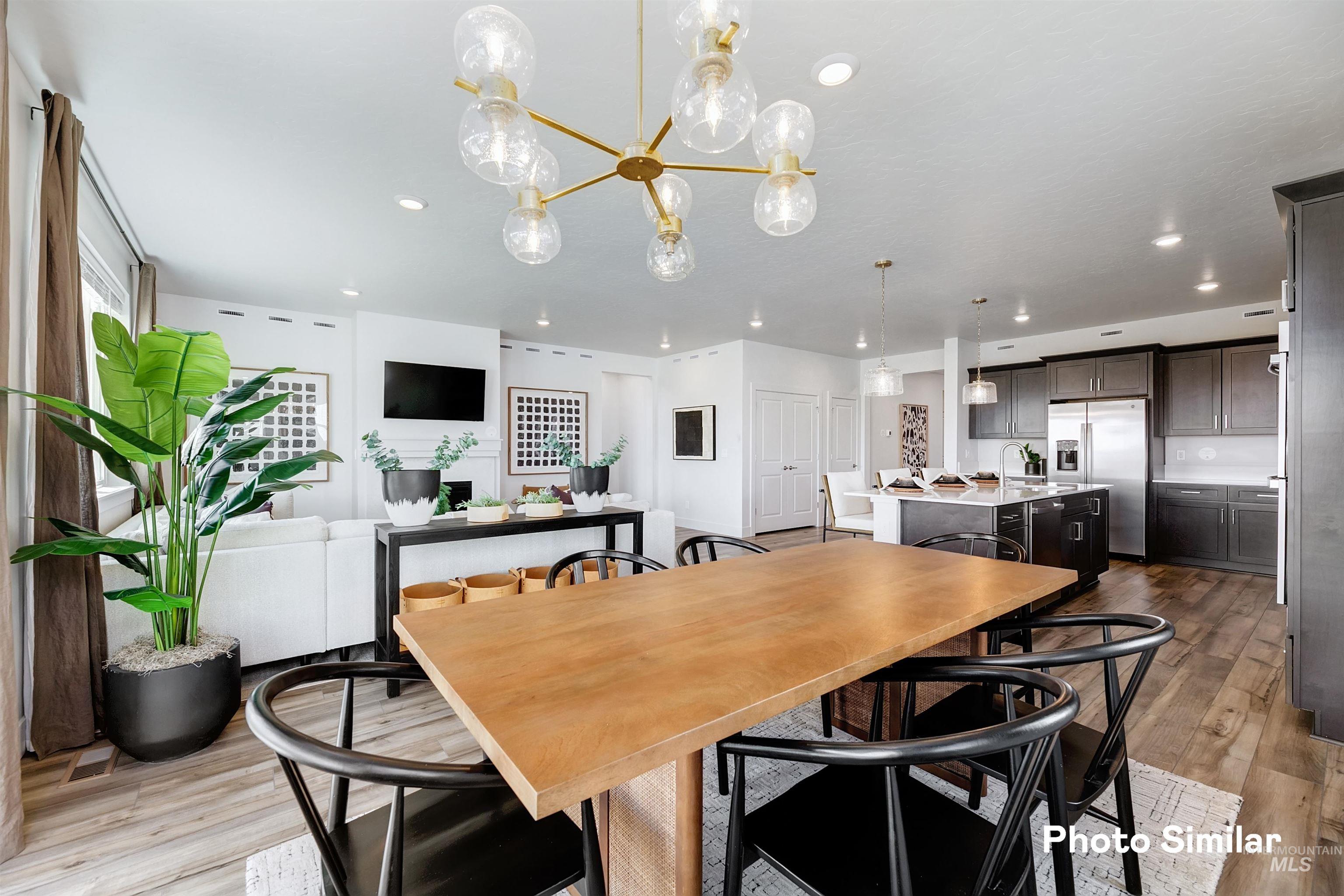 15072 Irisation Ave Property Photo 8