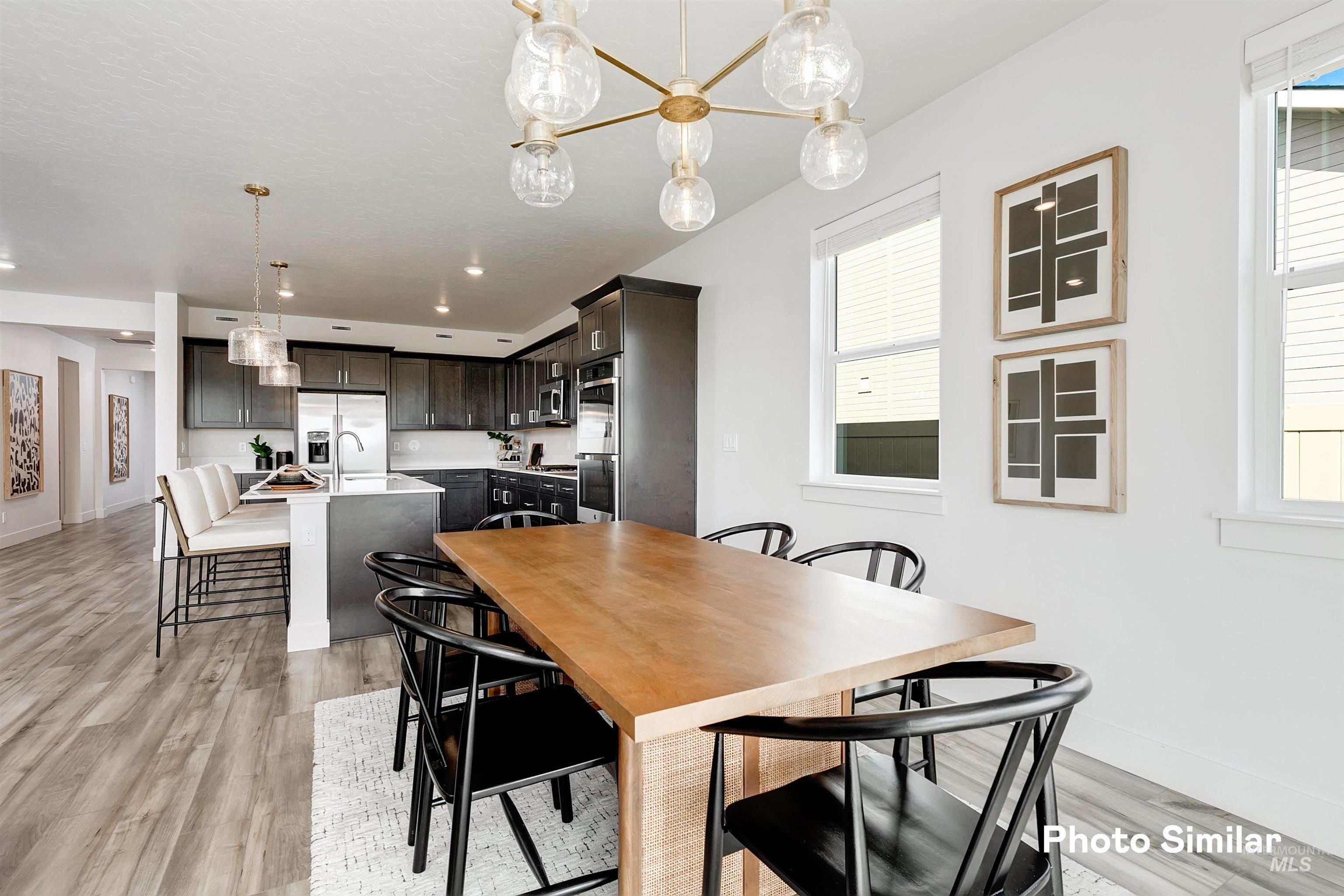 15072 Irisation Ave Property Photo 9