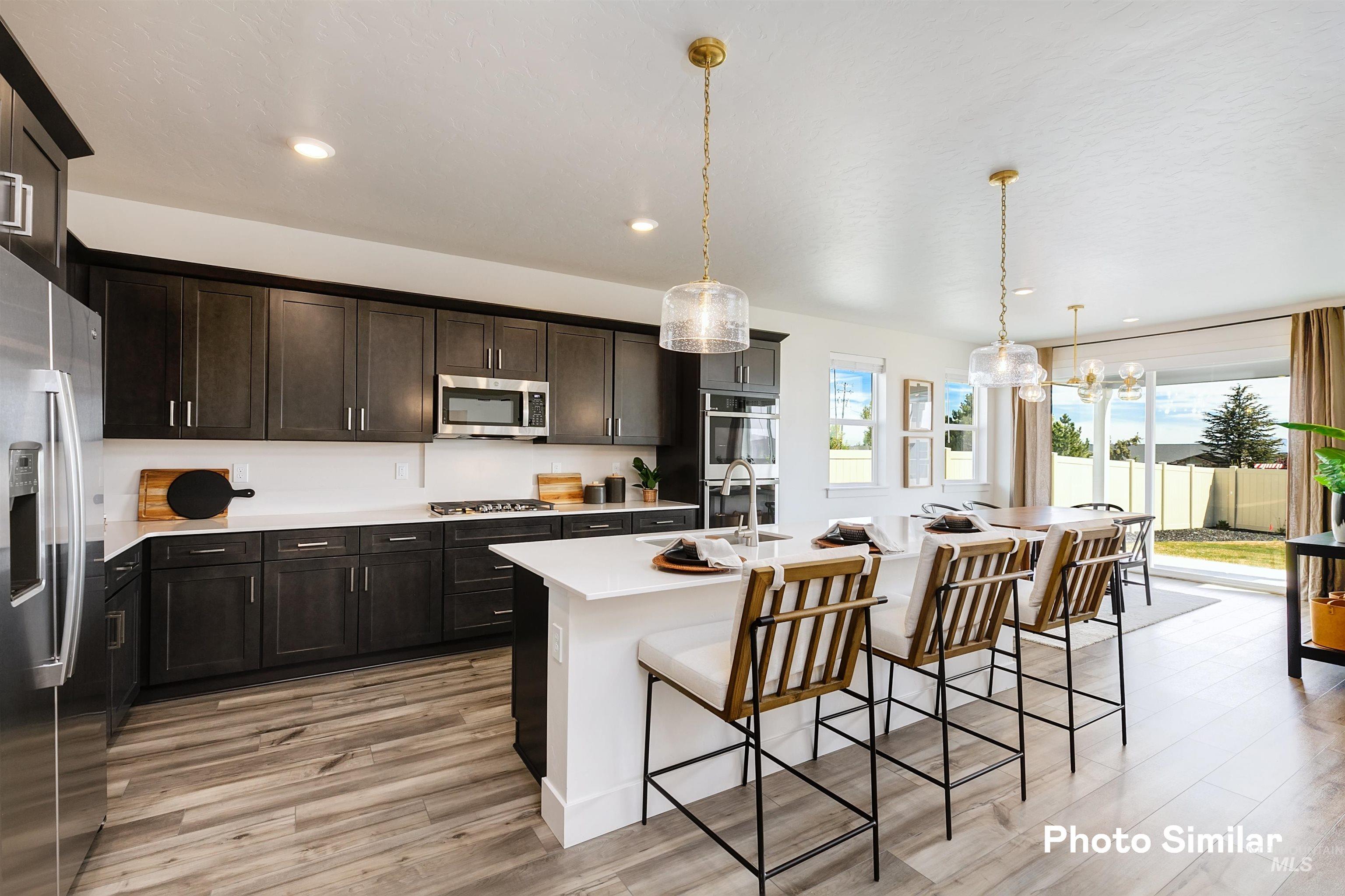 15072 Irisation Ave Property Photo 15