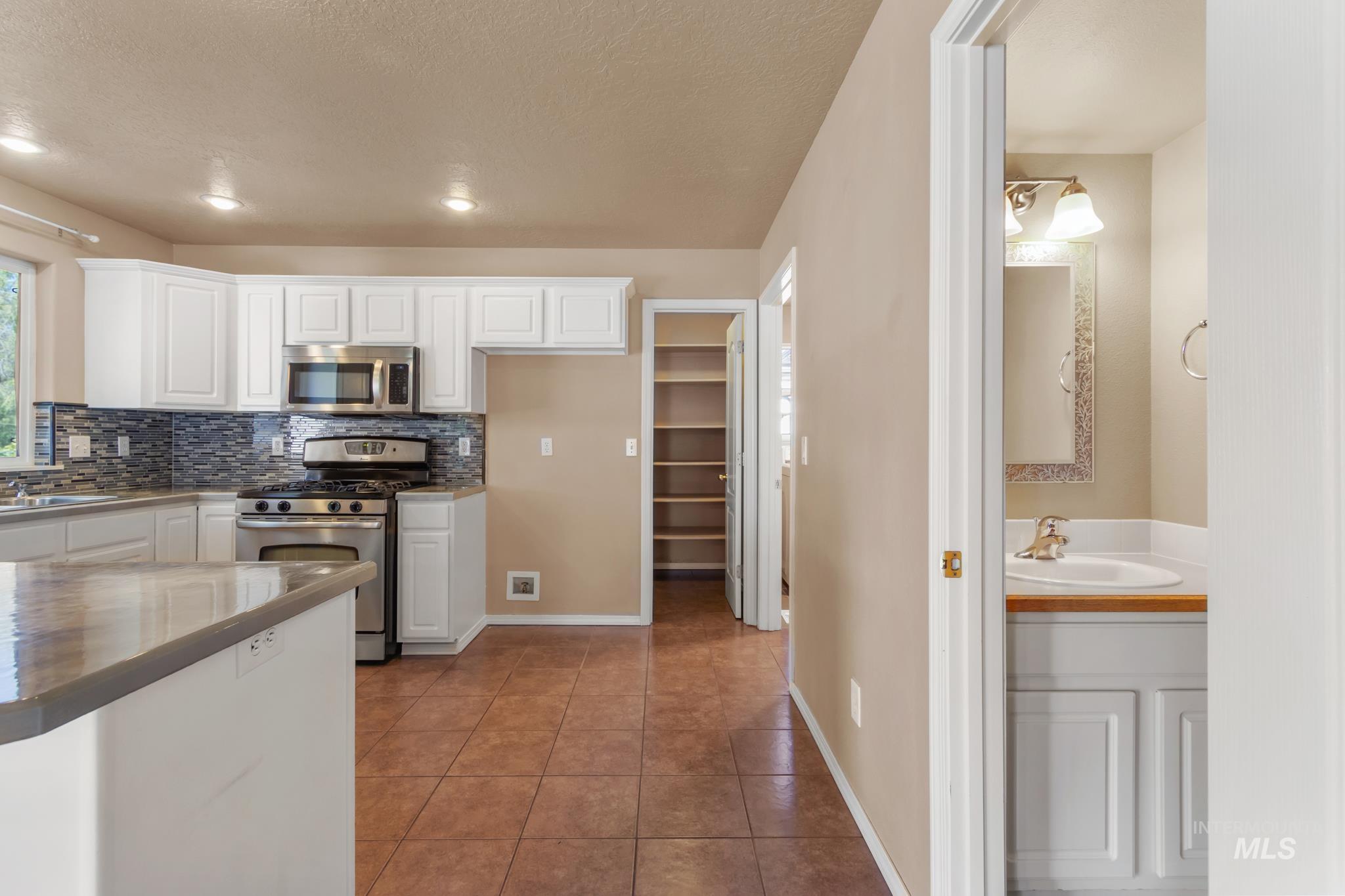 3015 N Burley Way Property Photo 18