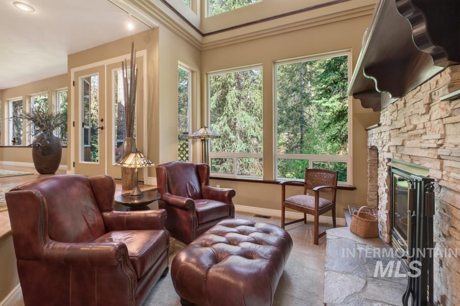 1761 Little Bear Ridge Property Photo 7