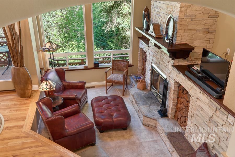 1761 Little Bear Ridge Property Photo 9