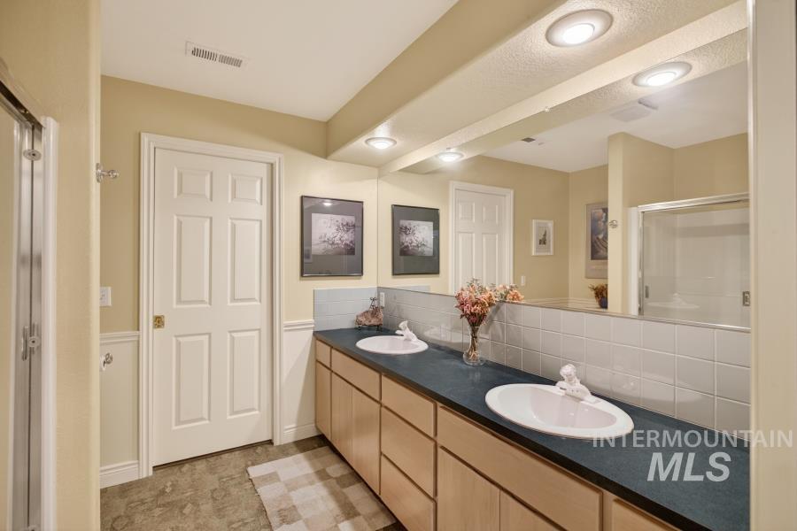 1761 Little Bear Ridge Property Photo 35