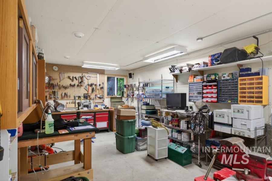 1761 Little Bear Ridge Property Photo 46