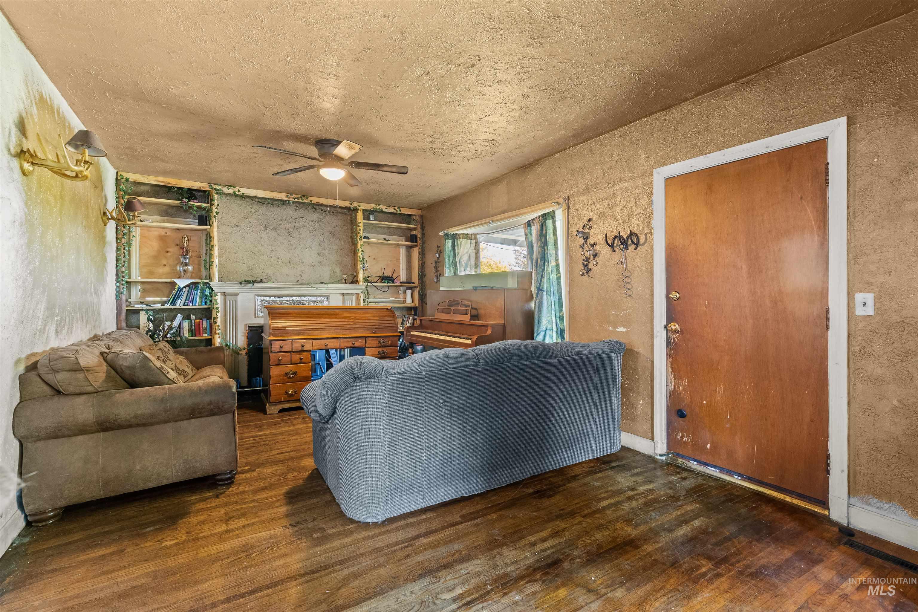 454 Mt Idaho Grade Rd Property Photo 3