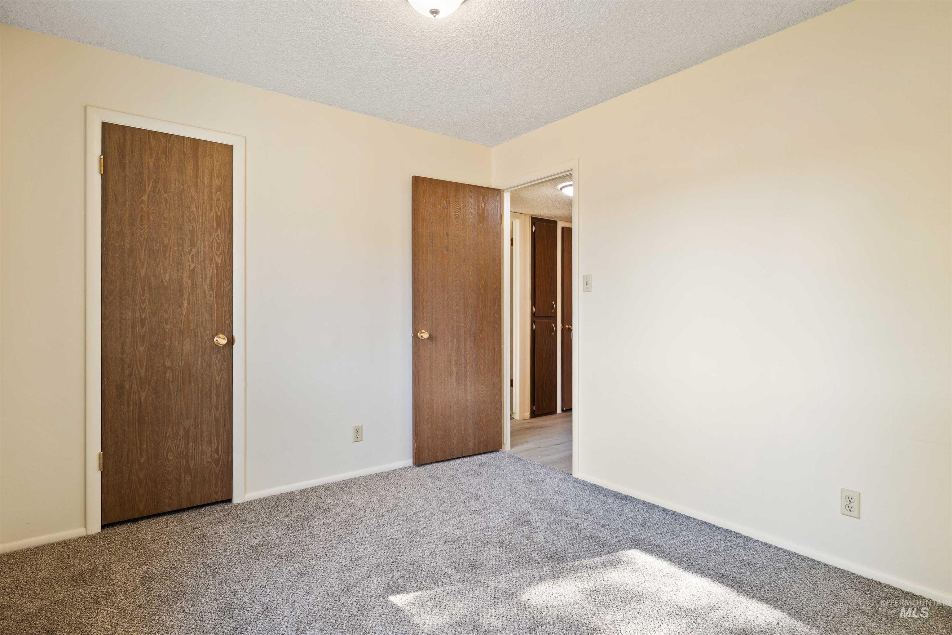 551 Park Meadows Circle Property Photo 17
