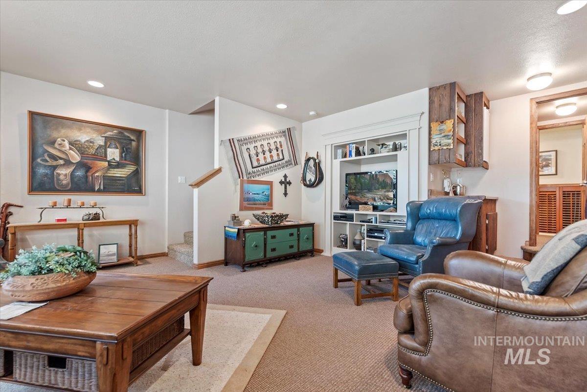 11 Forest Trail Property Photo 15