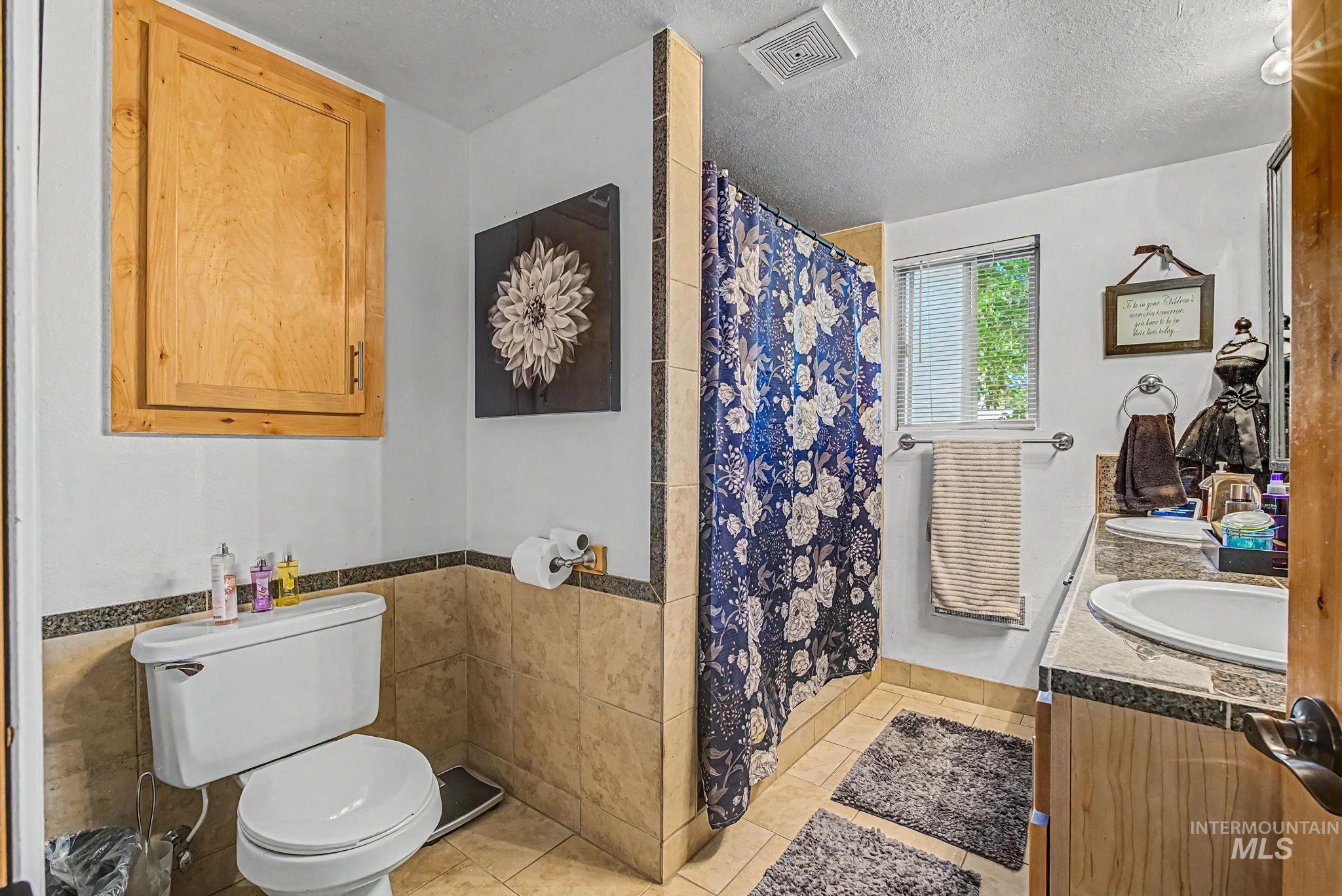 2307 College Ave Property Photo 11