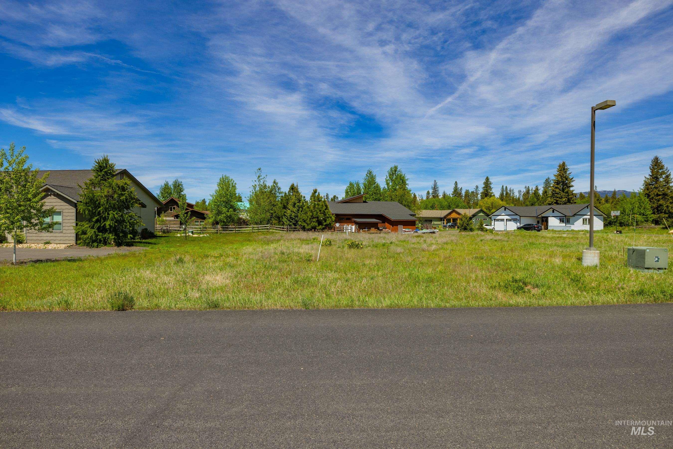 1033 Potts Property Photo 4