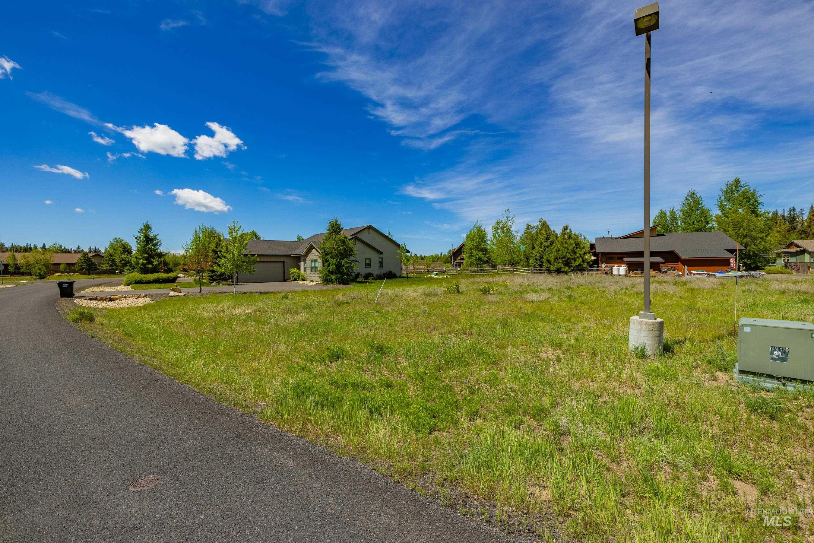 1033 Potts Property Photo 5