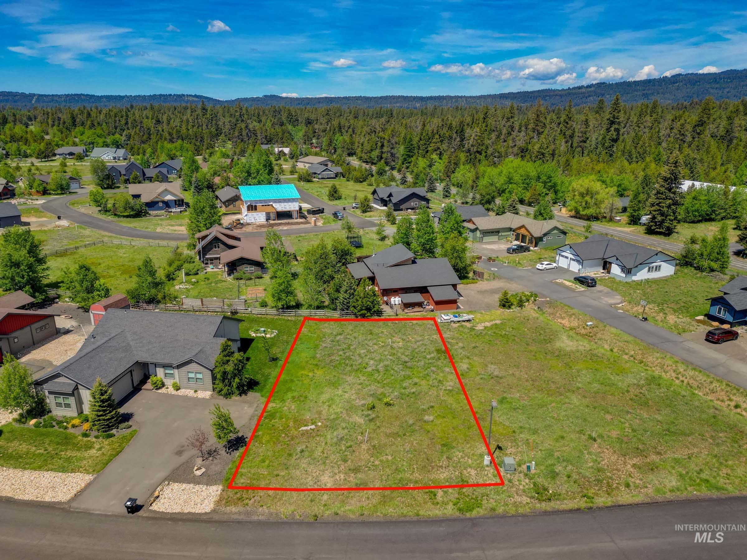 1033 Potts Property Photo 8