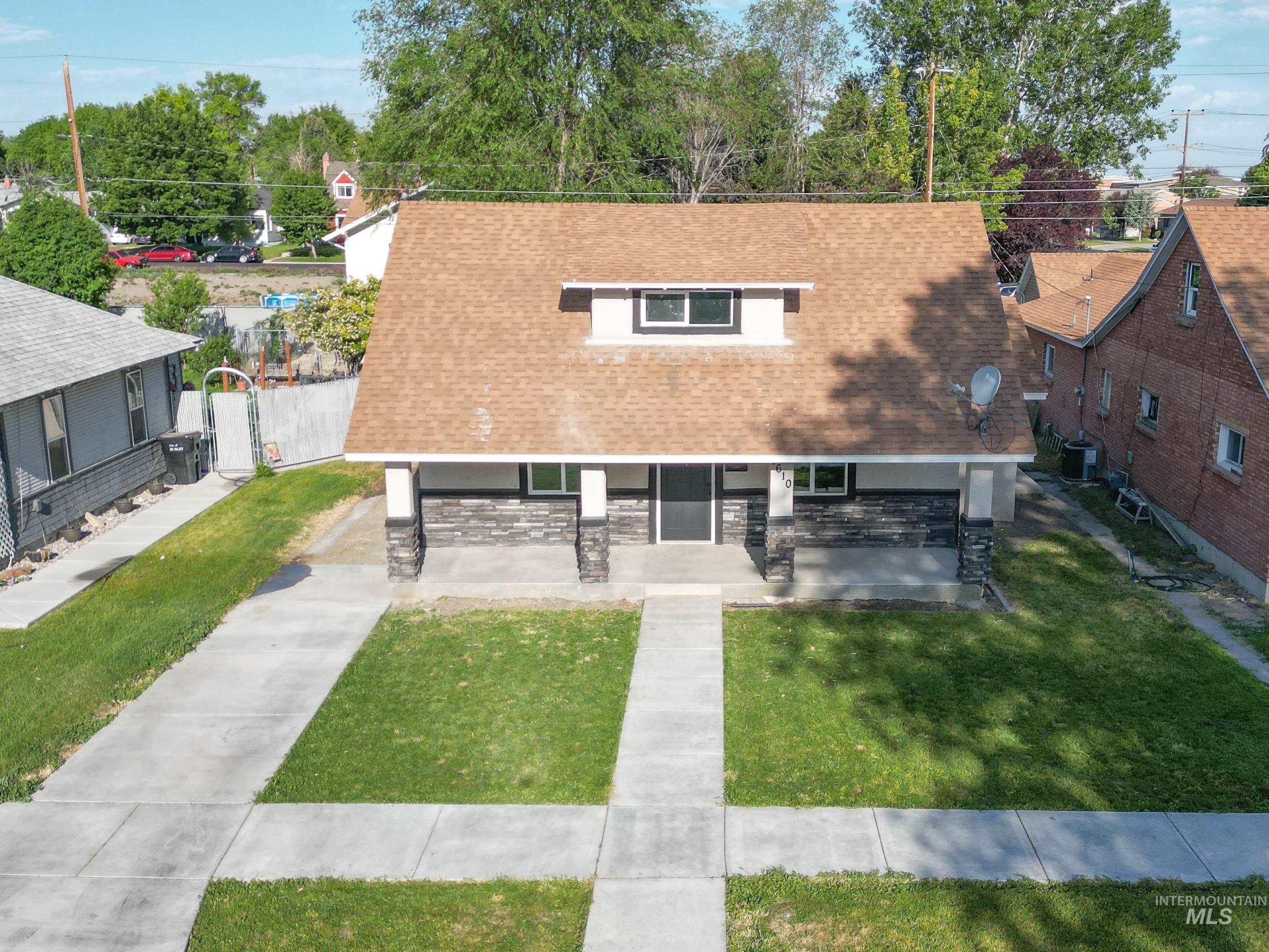1610 Miller Ave Property Photo 2