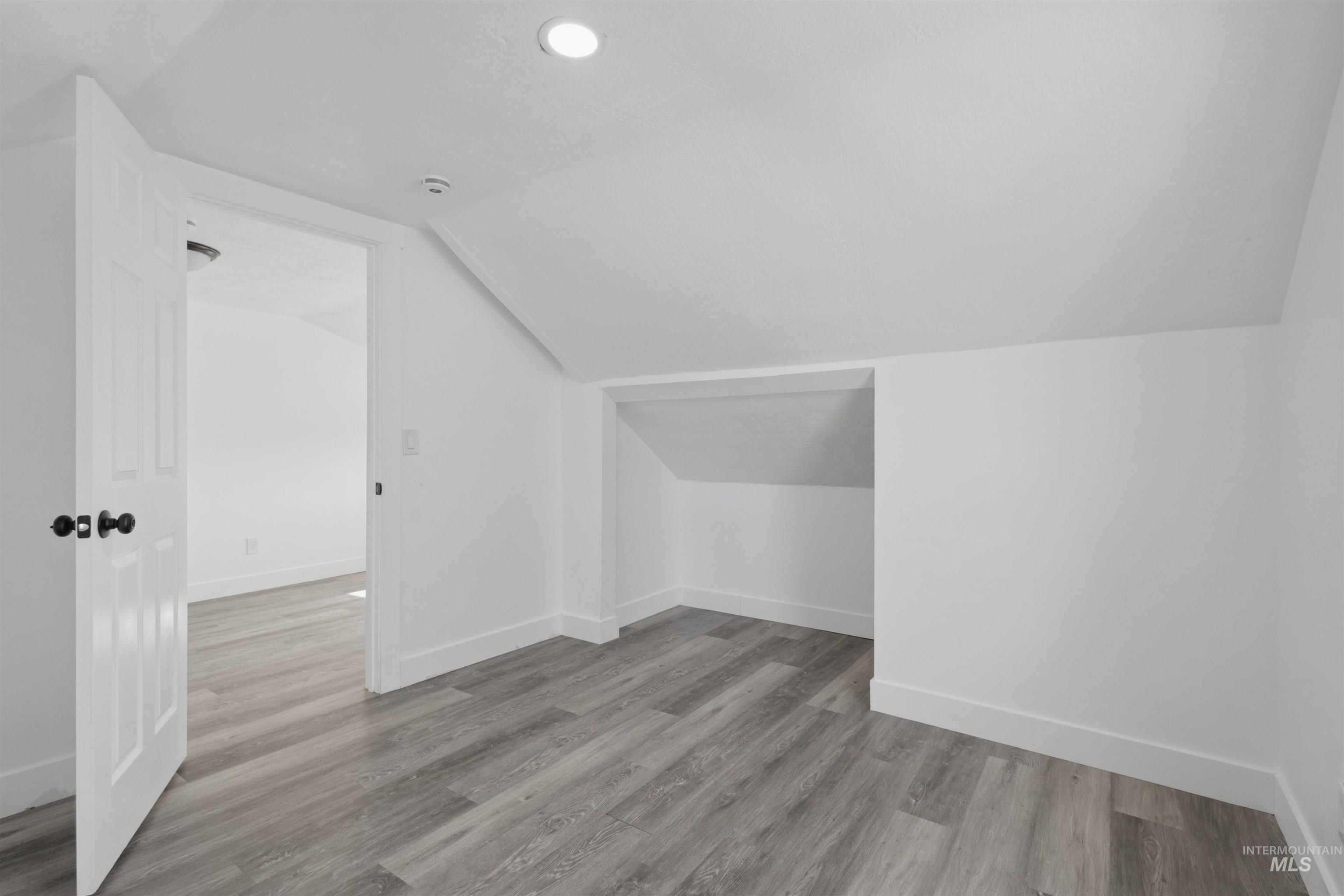 1610 Miller Ave Property Photo 23
