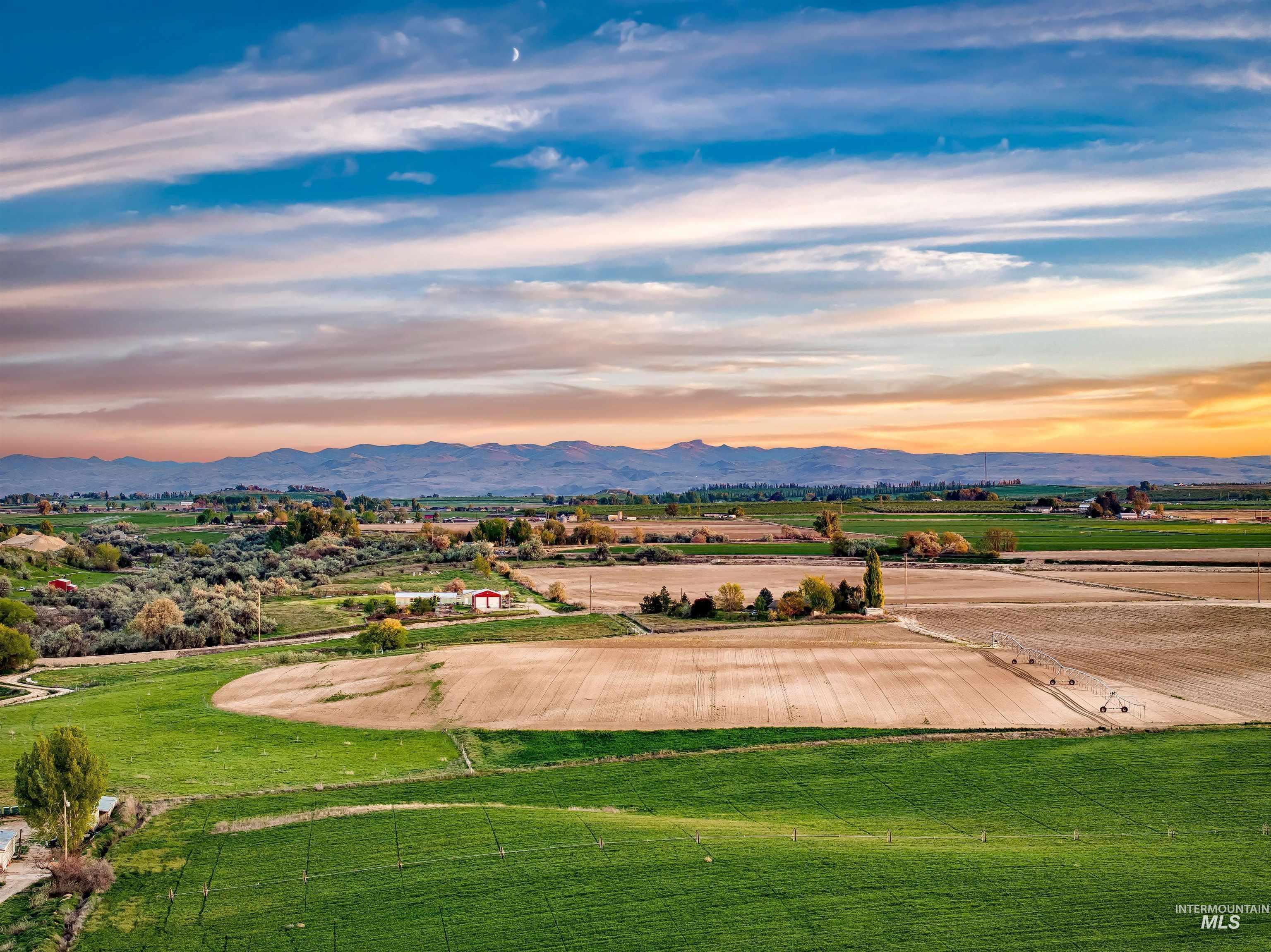 000 Simplot Blvd. - Royal Ridge Subdivision Property Photo 16