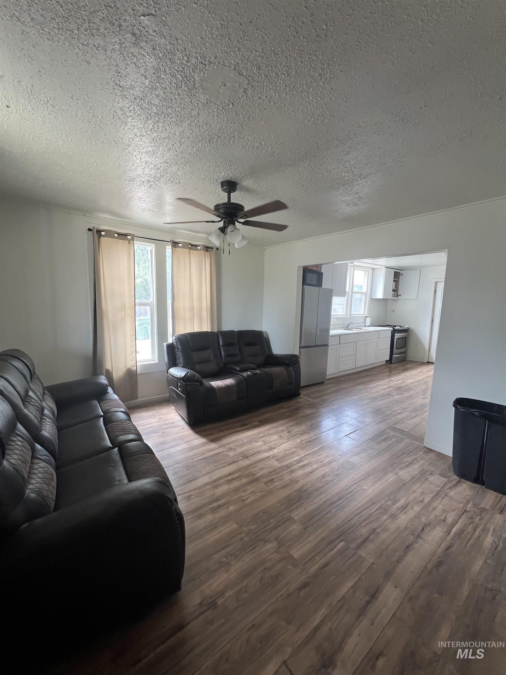 861 8th Avenue North Property Photo 16