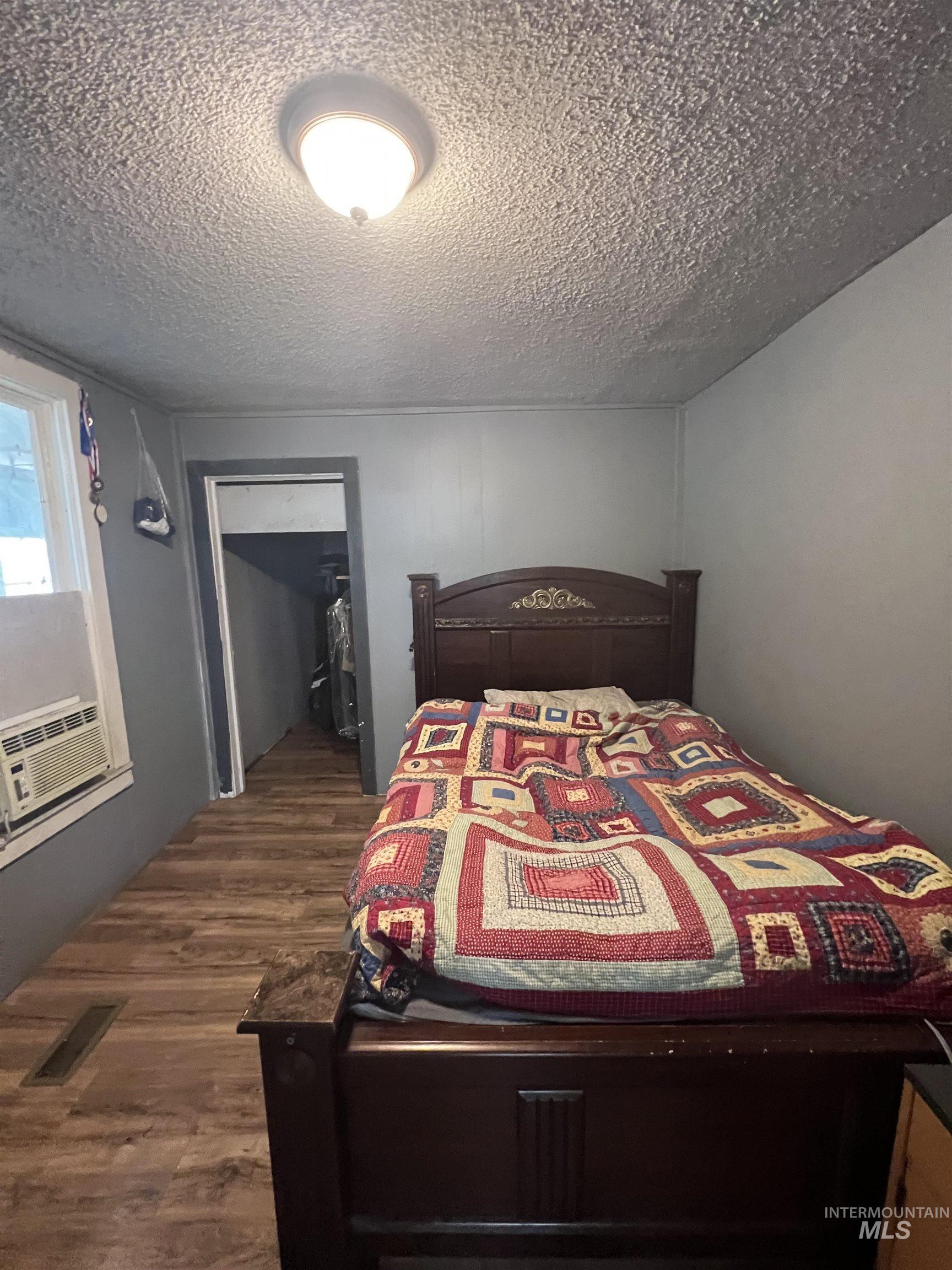 861 8th Avenue North Property Photo 17