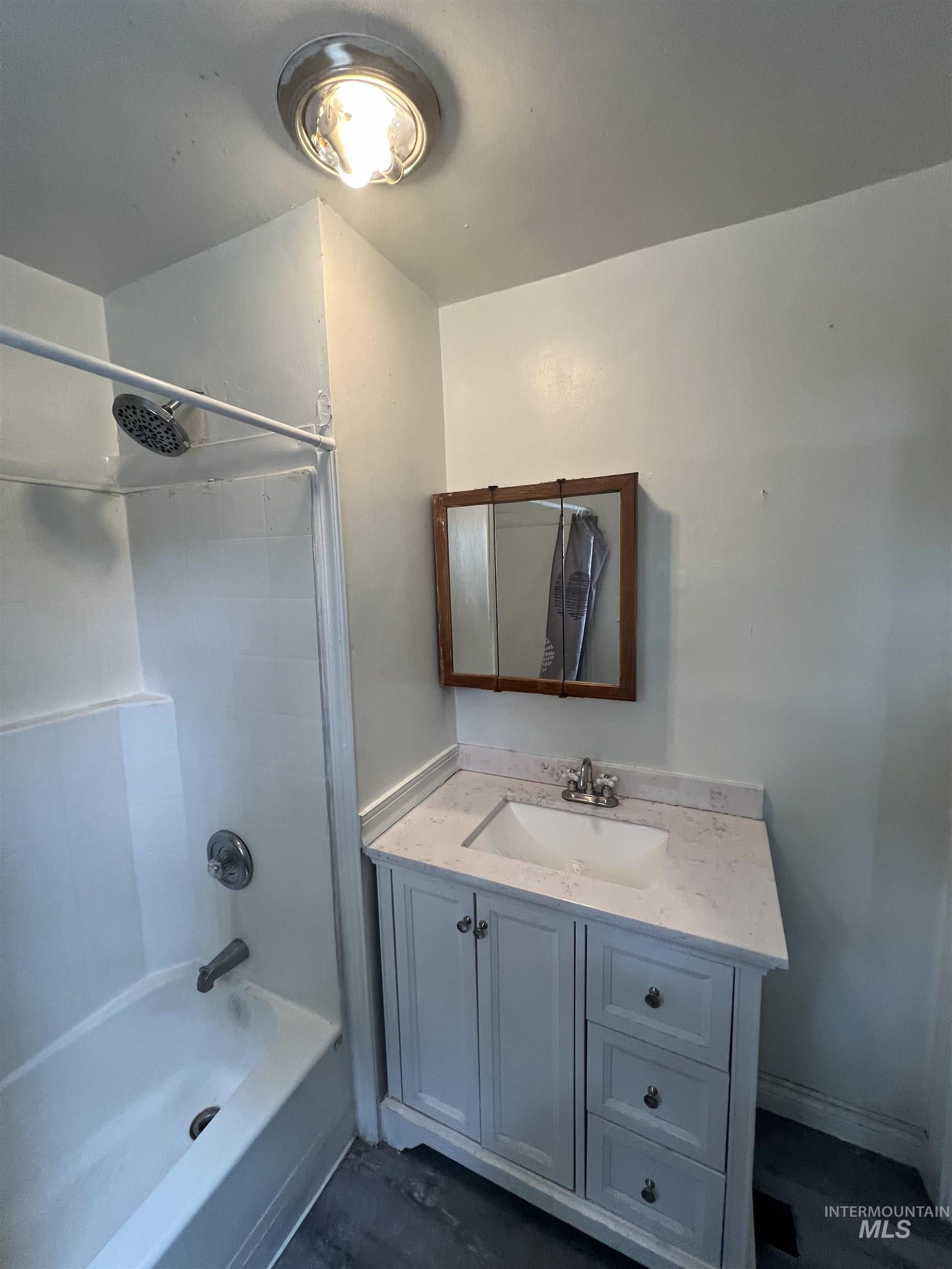 861 8th Avenue North Property Photo 19